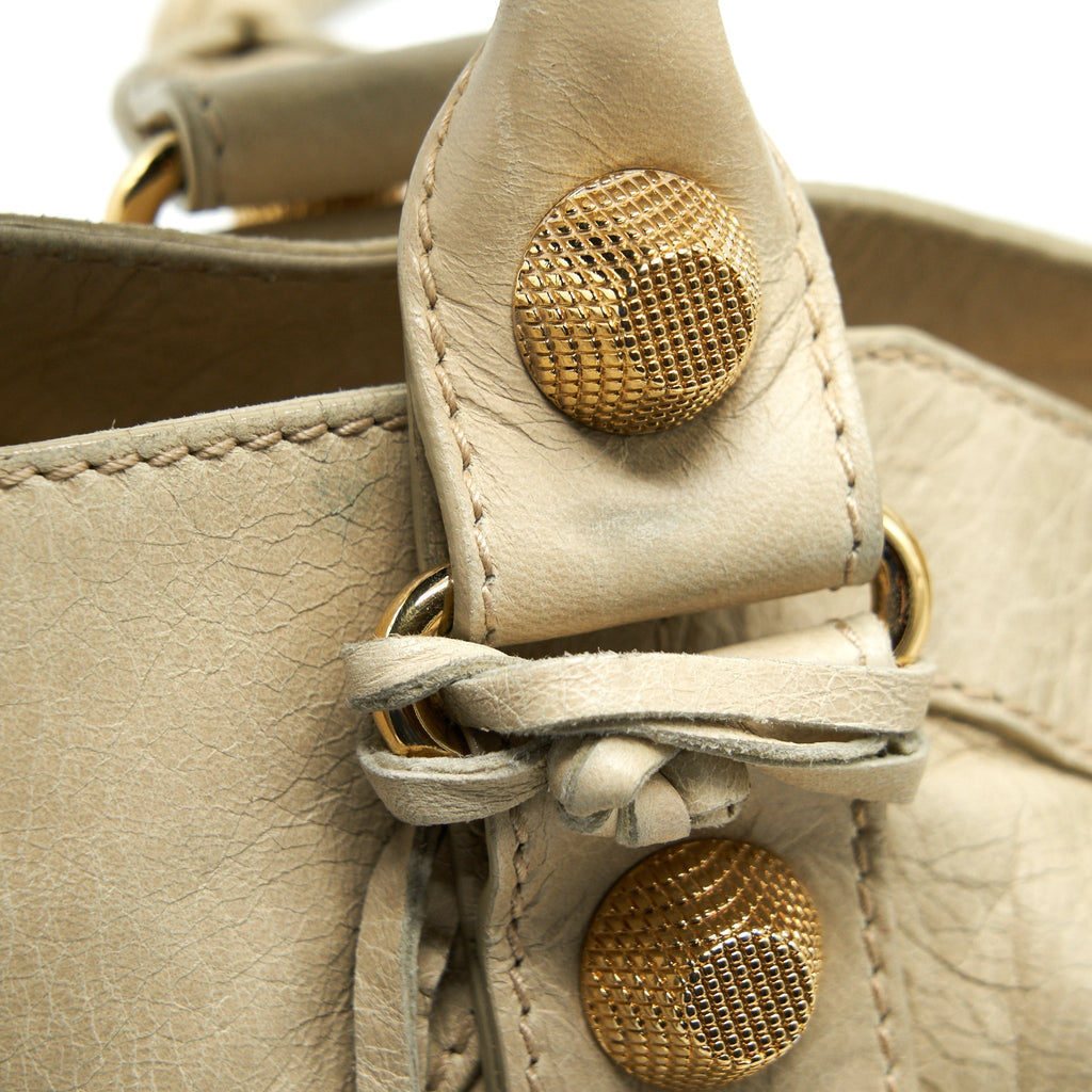 balenciaga-giant-city-bag-beige-ghw-1