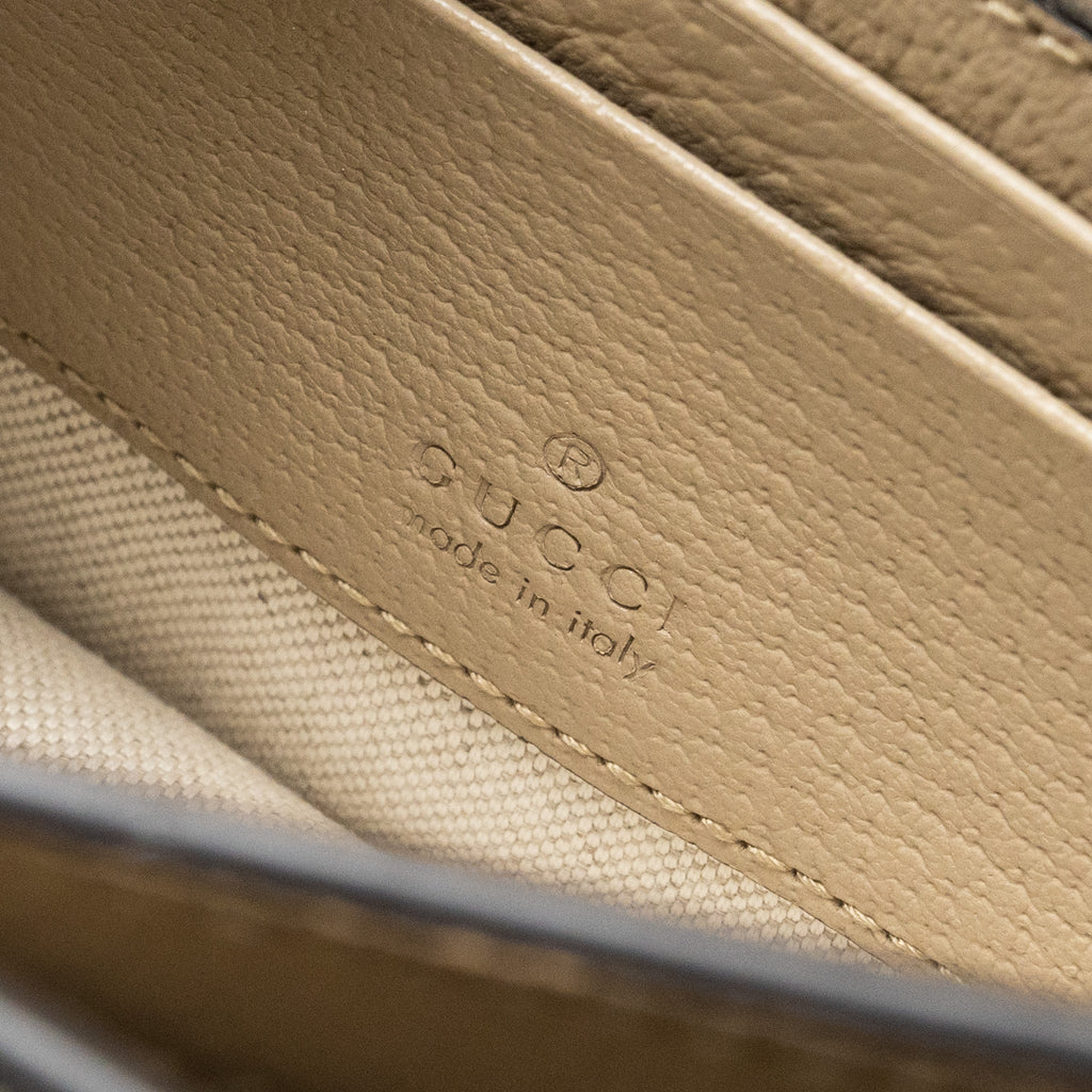 gucci-interlock-gg-logo-crossbody-messanger-bag-canvas-calfskin-light-grey-ghw