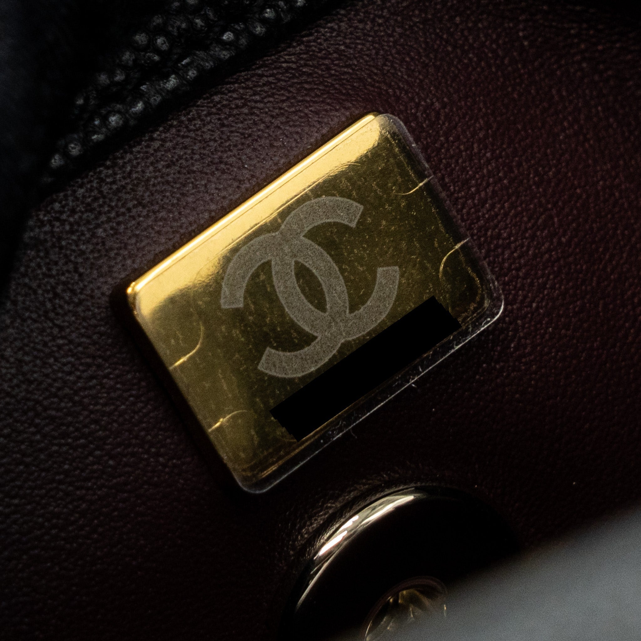 chanel-small-coco-handle-caviar-black-lghw-microchip-8
