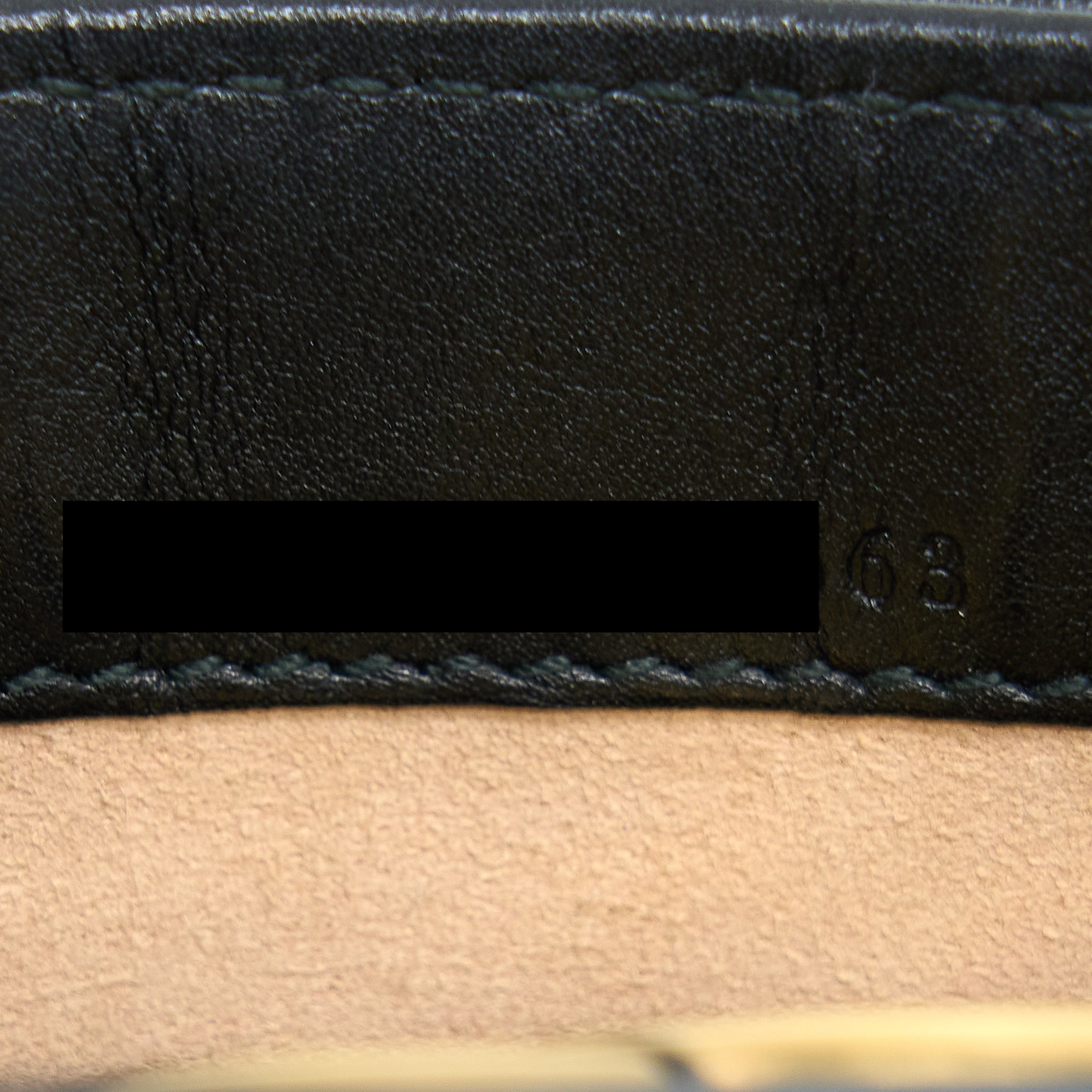gucci-marmont-wallet-on-chain-black-ghw