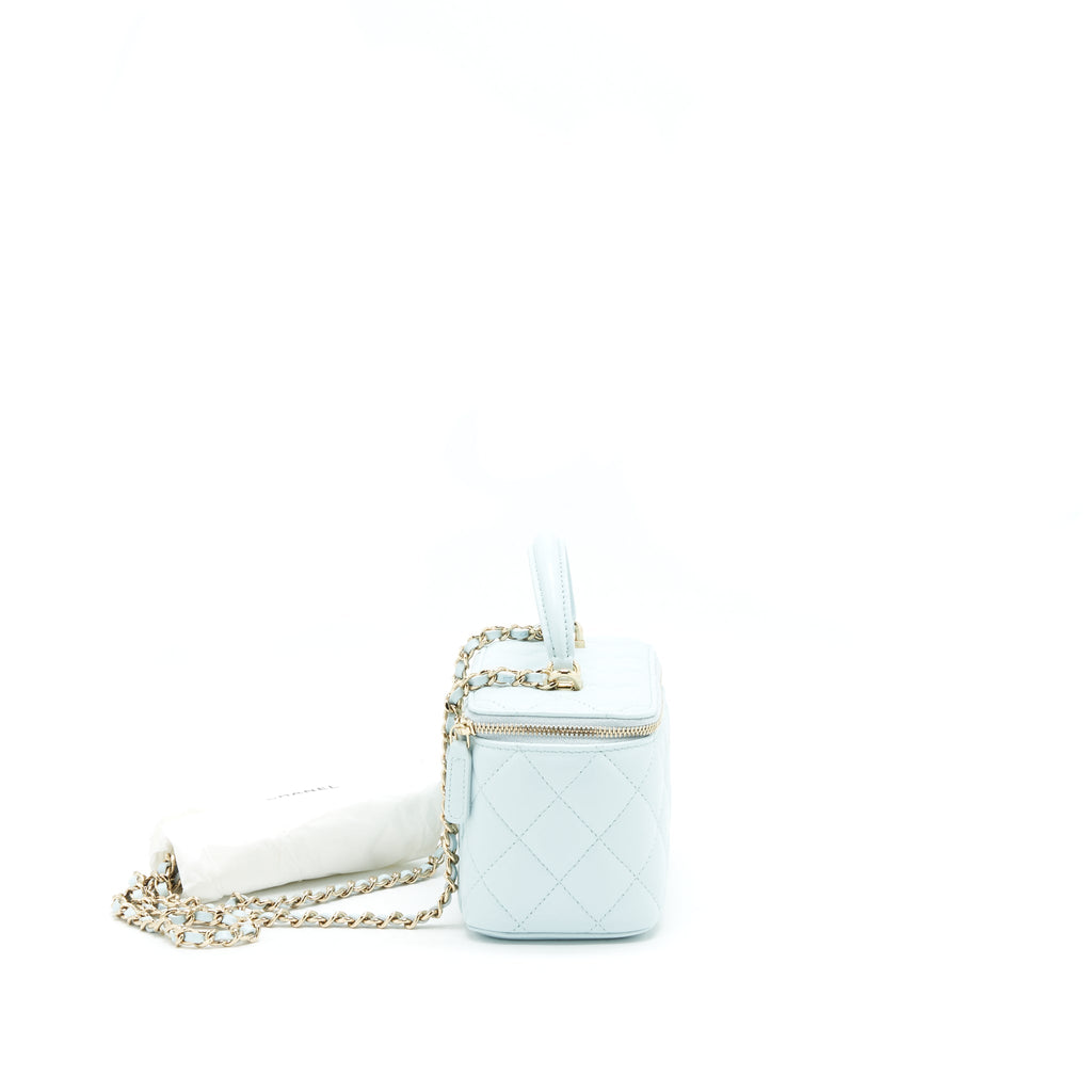 chanel-21k-rectangular-top-handle-vanity-with-chain-baby-blue-lghw-1