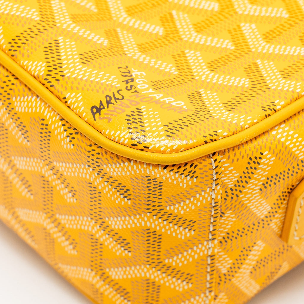 goyard-cape-vert-pm-crossbody-bag-goyardline-canvas-yellow-shw