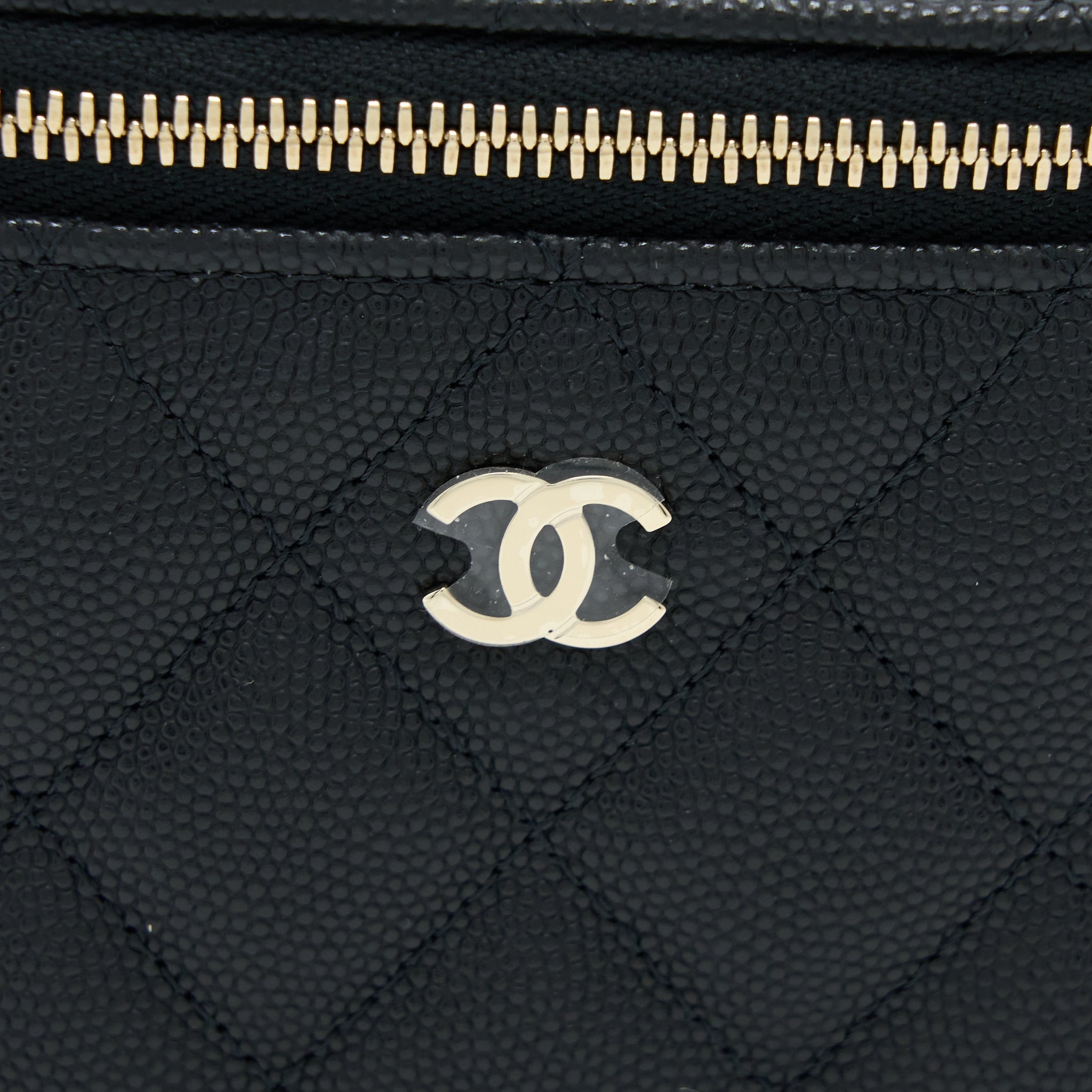 chanel-mini-vanity-with-chain-caviar-black-lghw-3