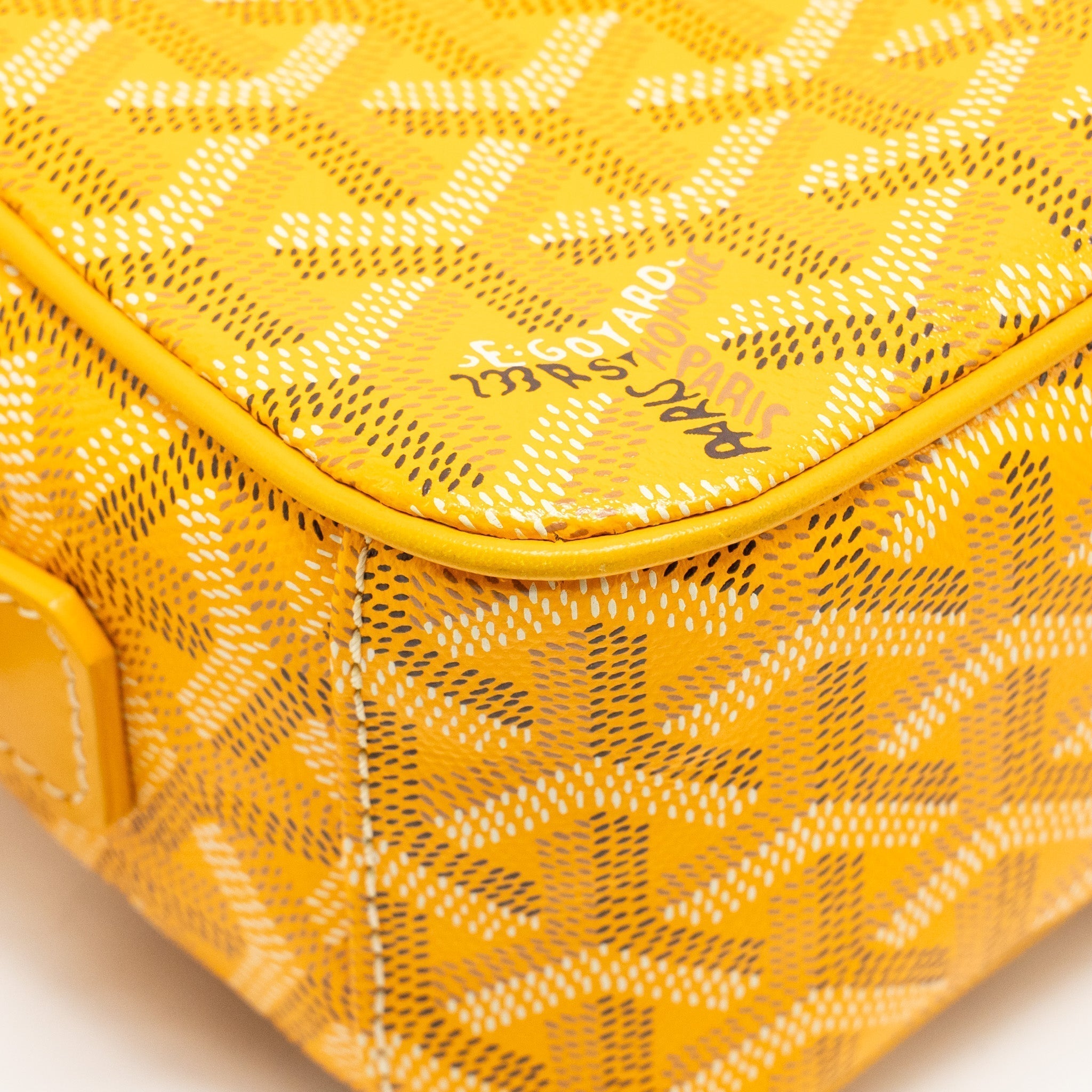goyard-cape-vert-pm-crossbody-bag-goyardline-canvas-yellow-shw