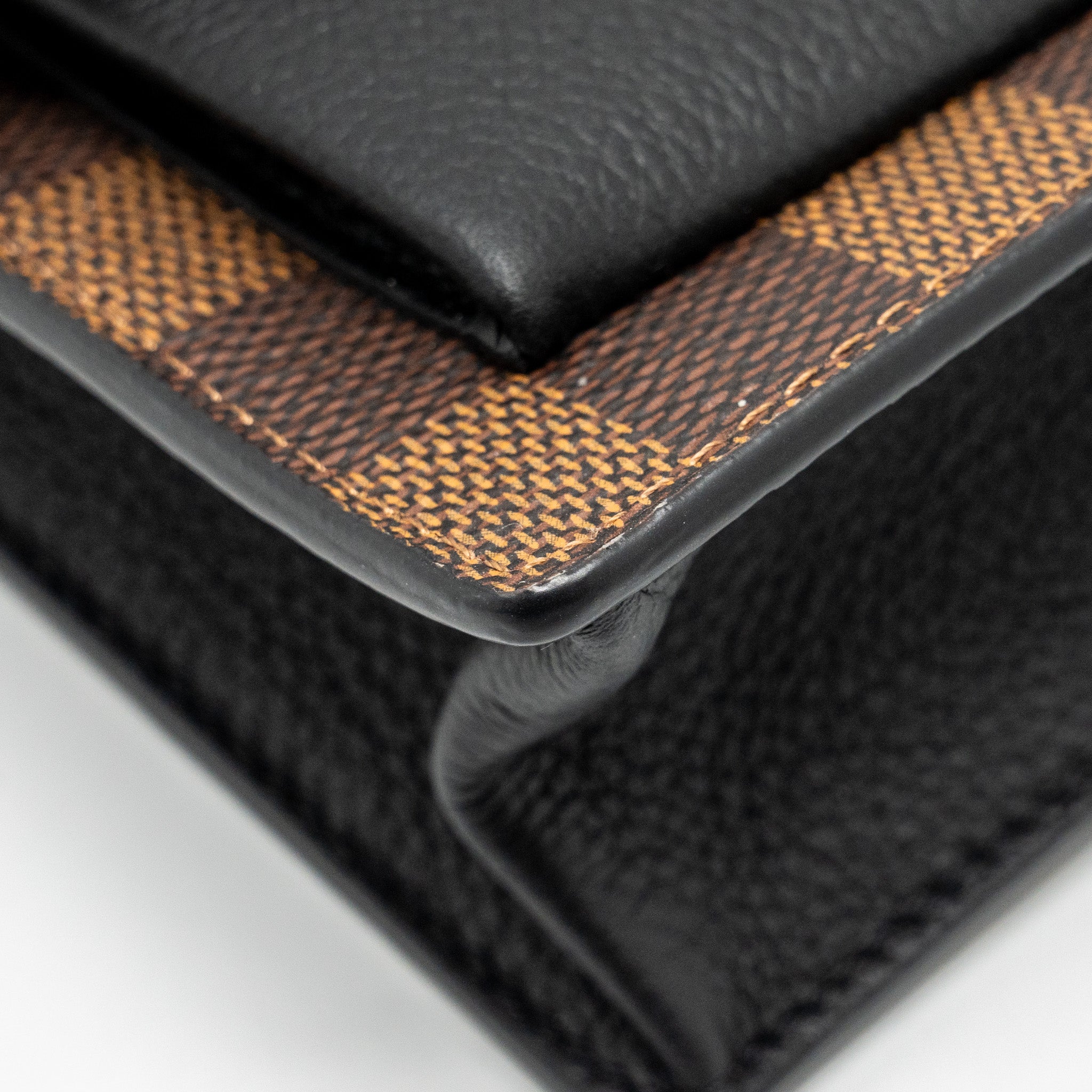 louis-vuitton-vavin-chain-wallet-damier-ebene-canvas-ghw
