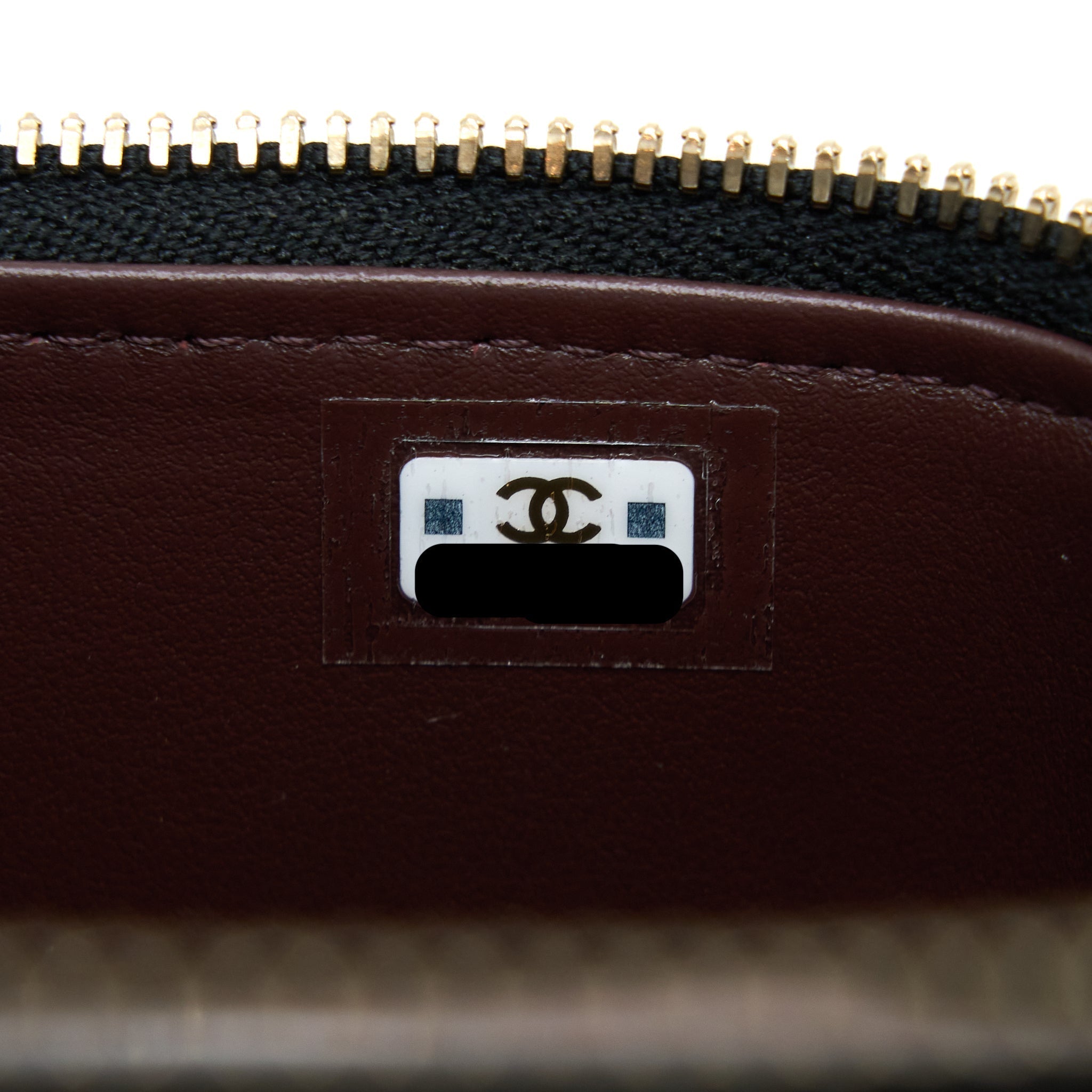 chanel-mini-vanity-with-chain-caviar-black-lghw-3