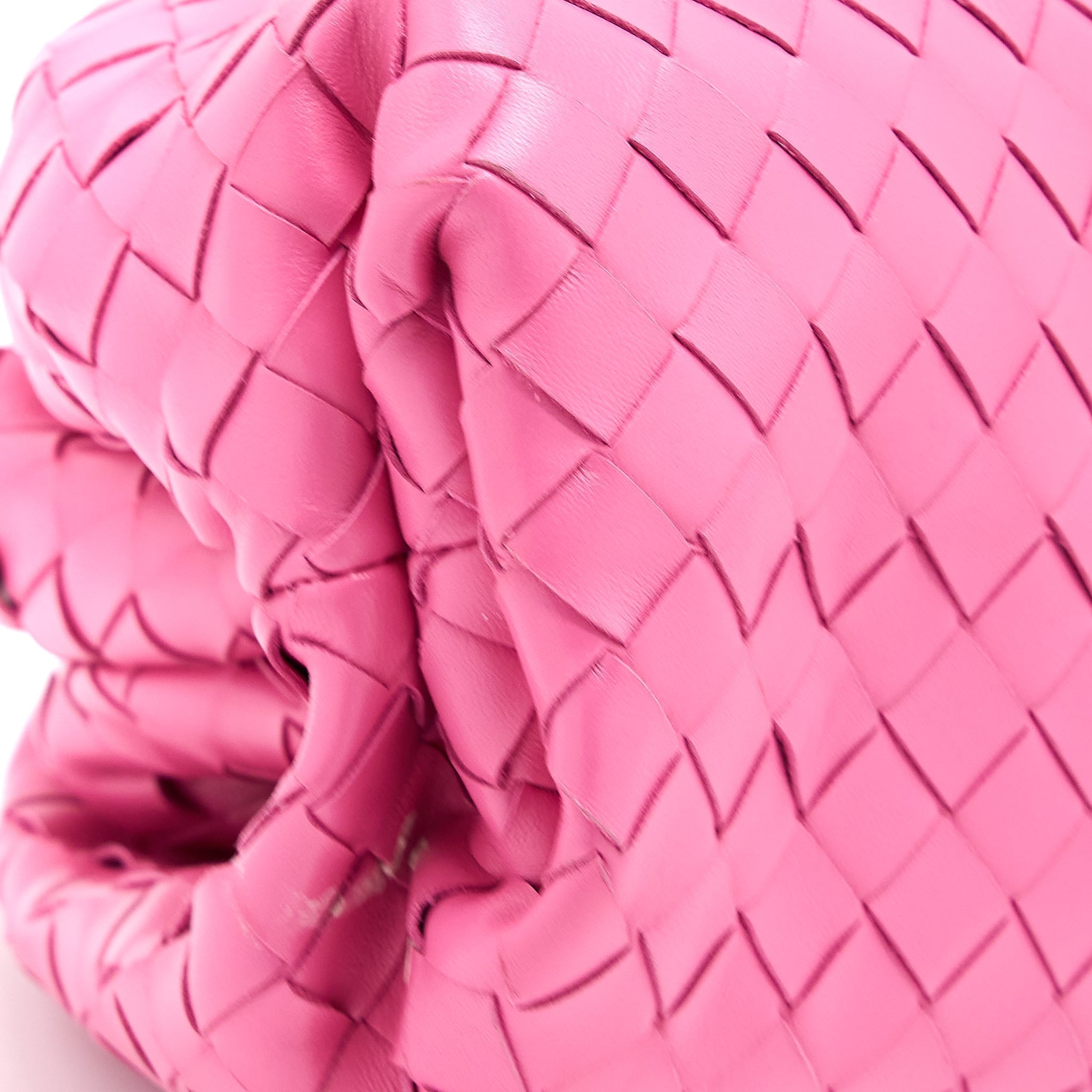 bottega-veneta-clutch-interccato-pink