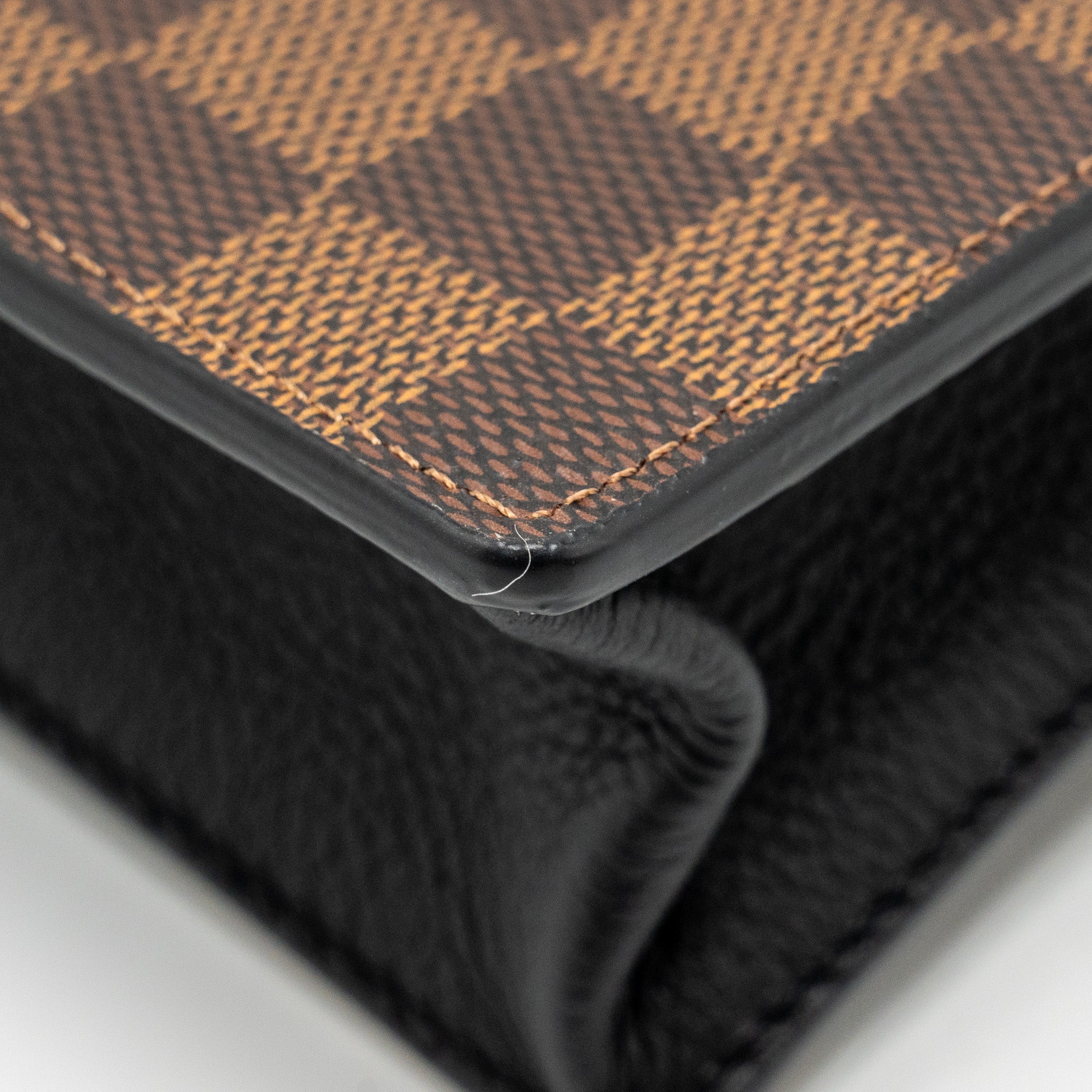 louis-vuitton-vavin-chain-wallet-damier-ebene-canvas-ghw
