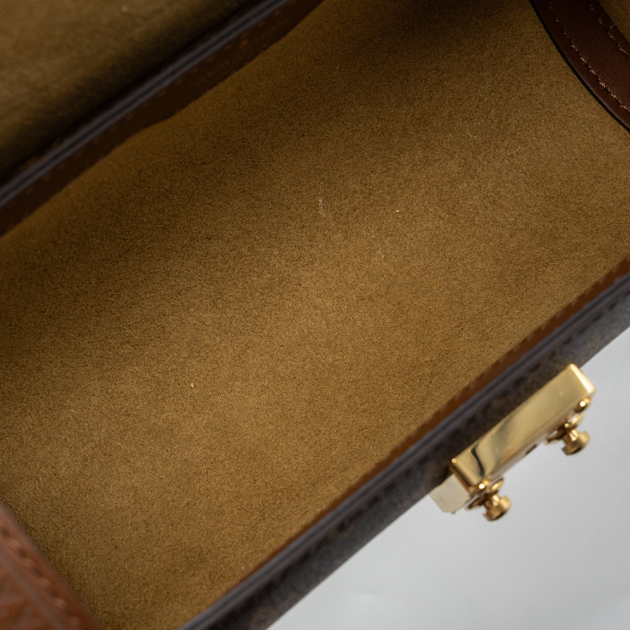 louis-vuitton-papillon-trunk-monogram-canvas-ghw-2