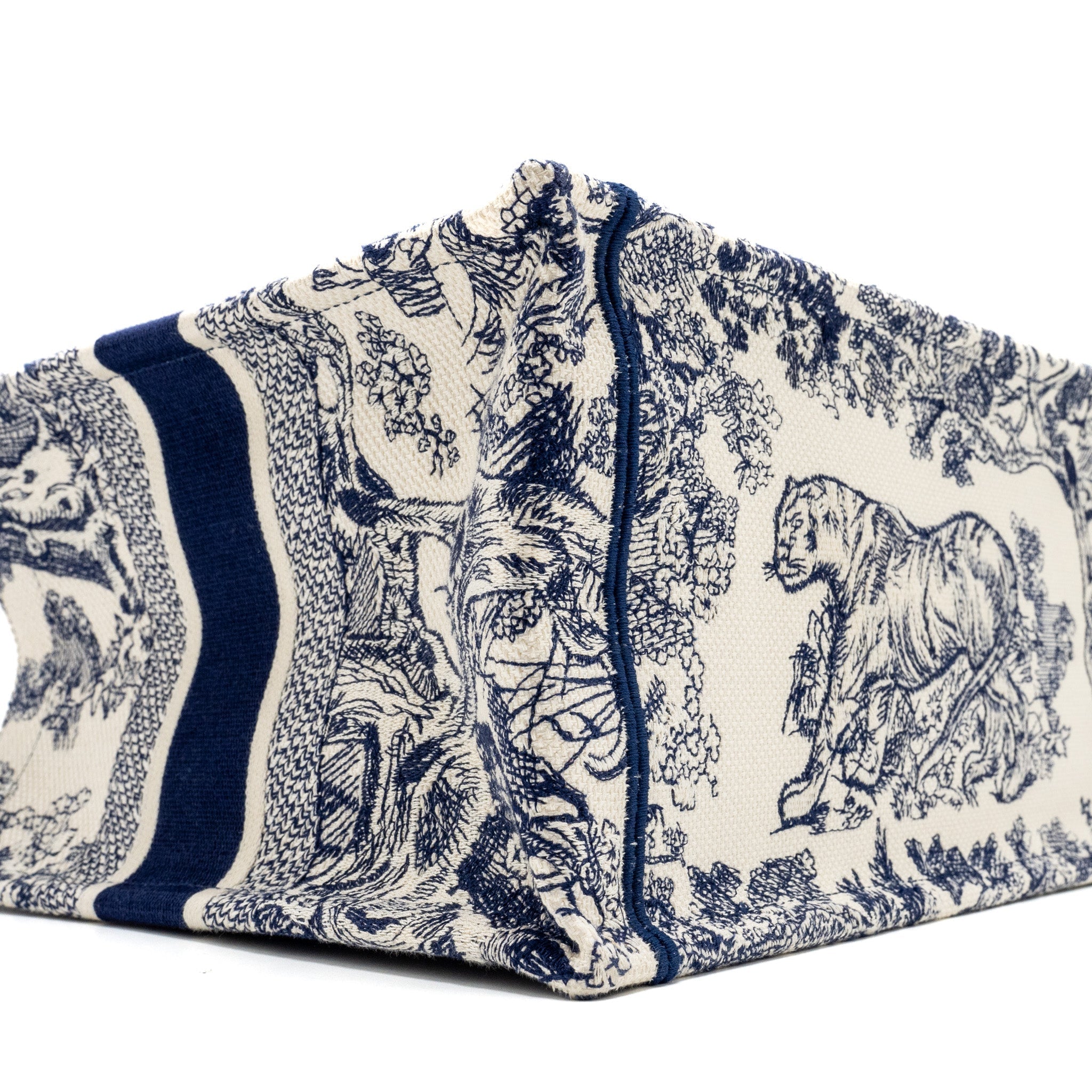 dior-medium-book-tote-blue-toile-de-jouy-embroidery-canvas
