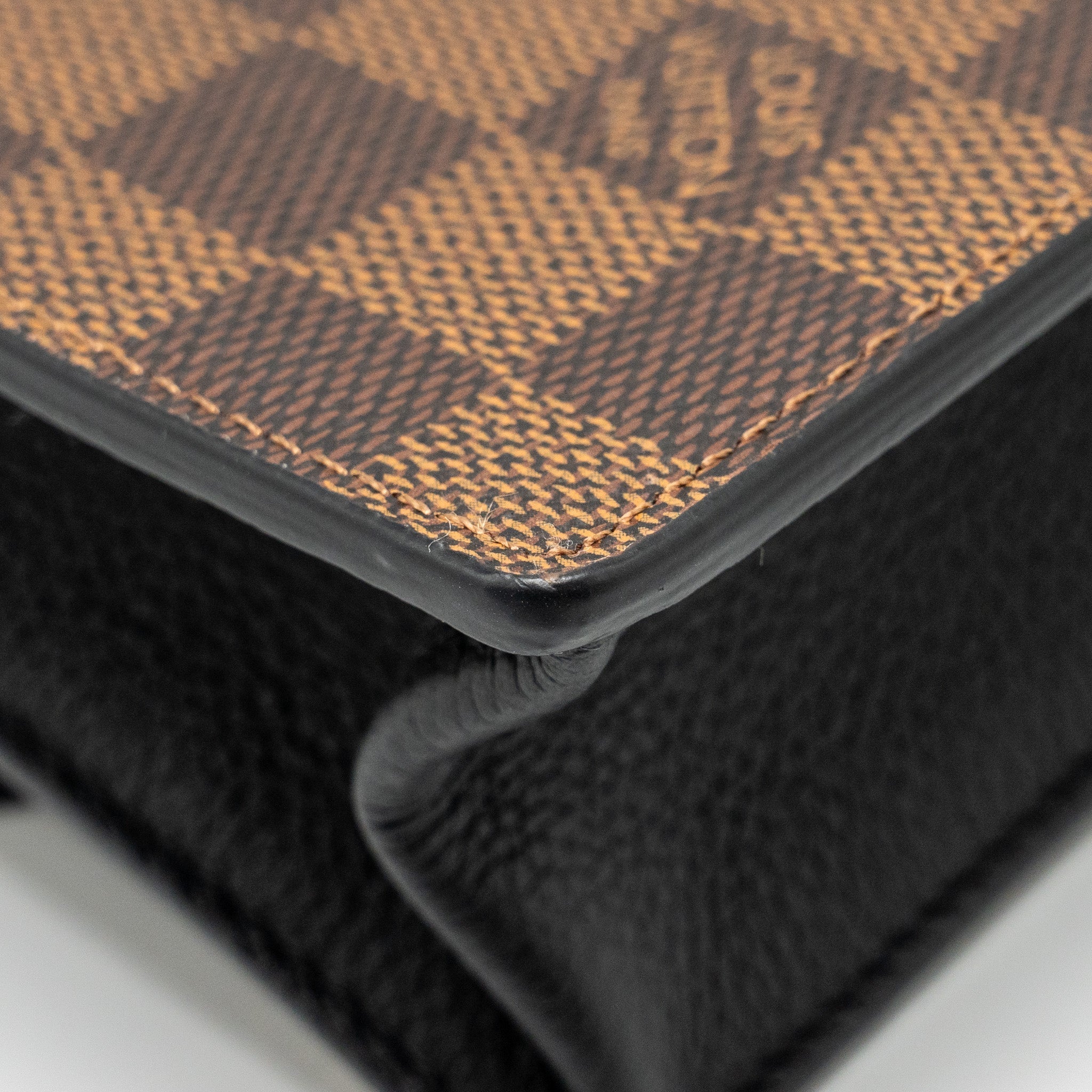 louis-vuitton-vavin-chain-wallet-damier-ebene-canvas-ghw