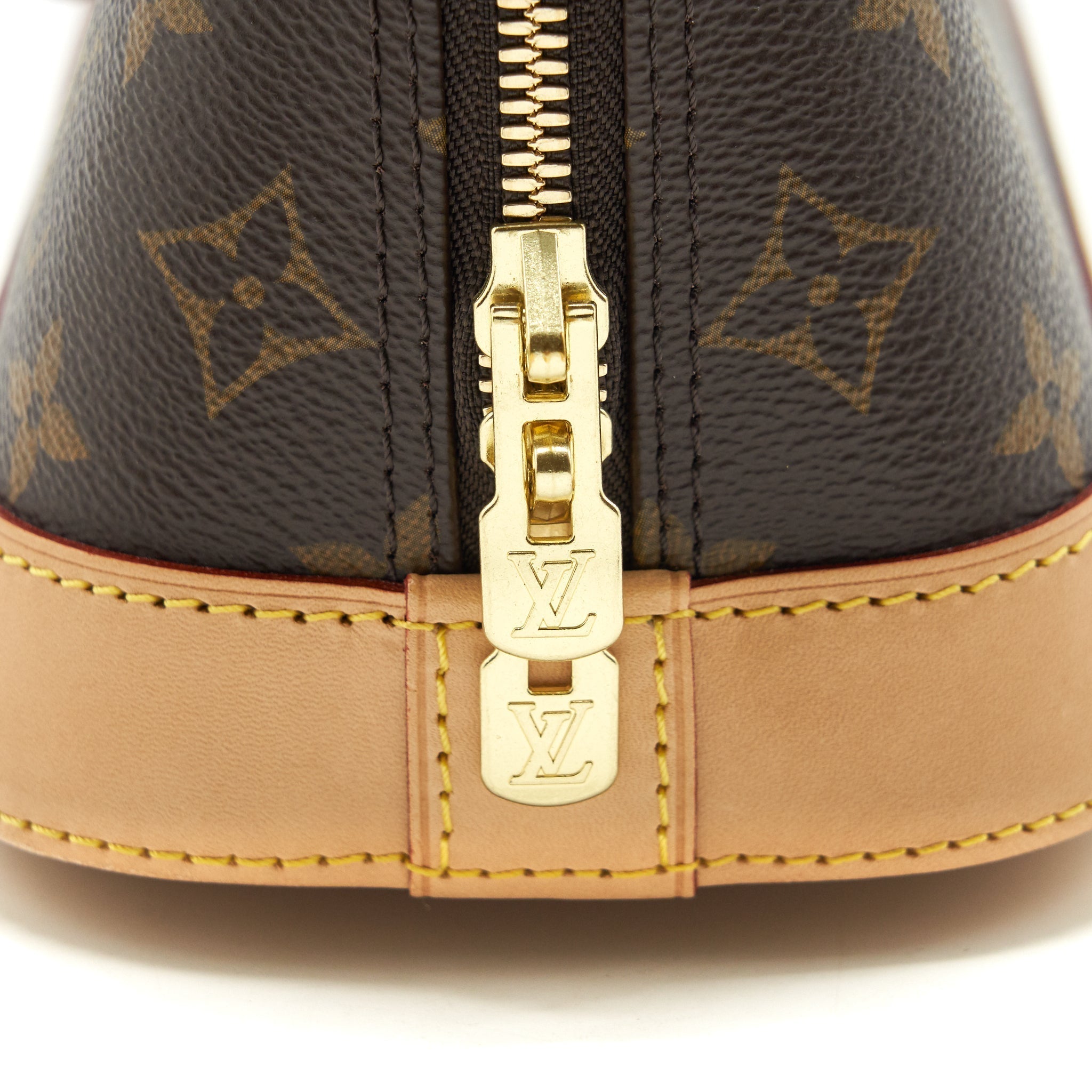 louis-vuitton-monogram-alma-bb-crossbody-bag