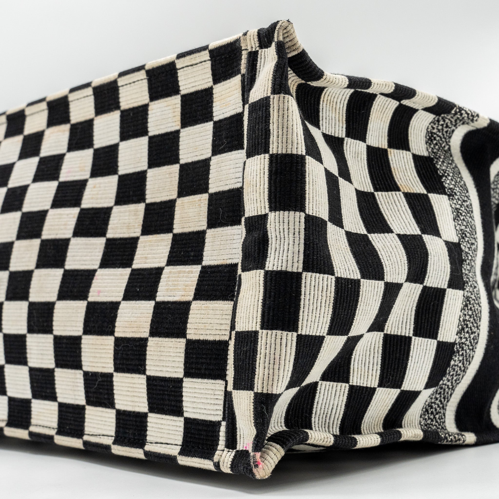 dior-large-book-tote-embroidered-canvas-black-white