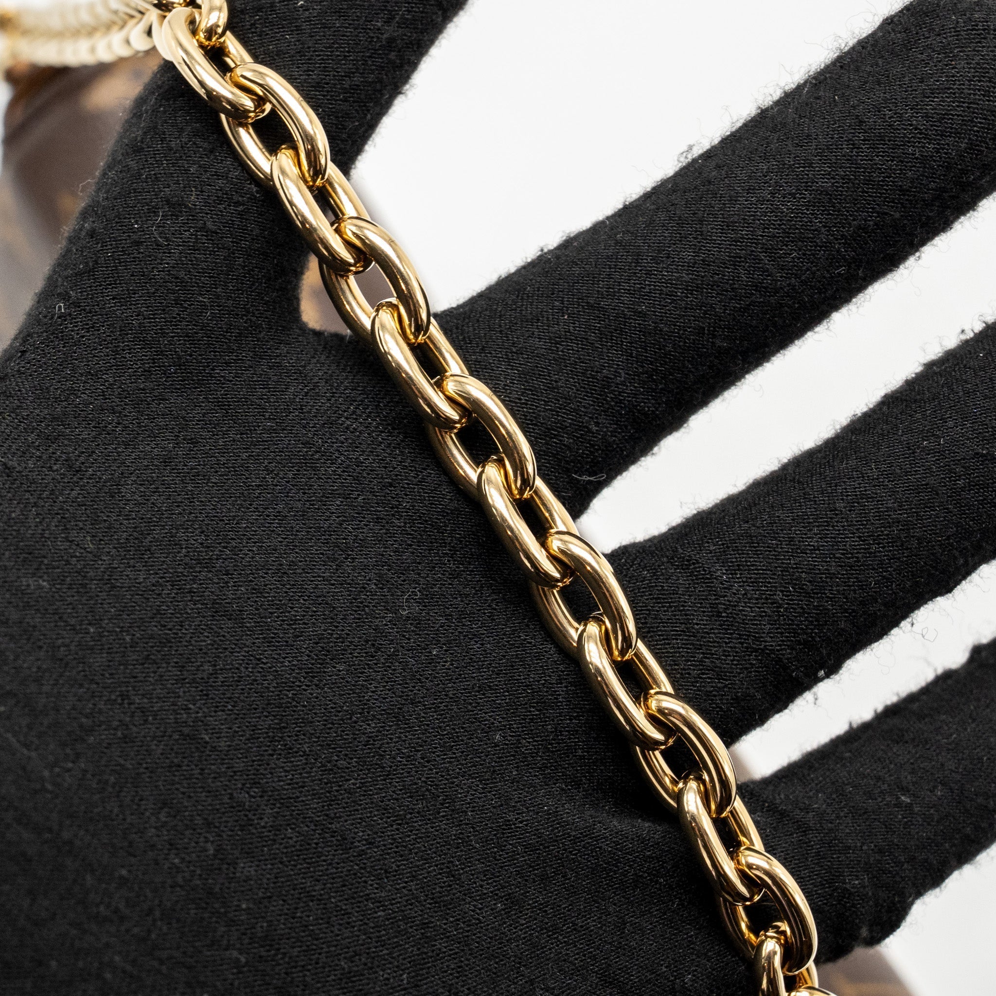 louis-vuitton-ivy-wallet-on-chain-monogram-canvas-ghw