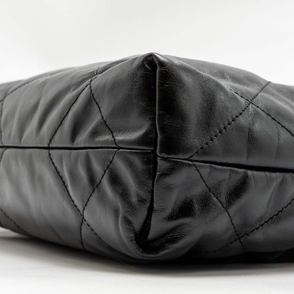 chanel-22-bag-black