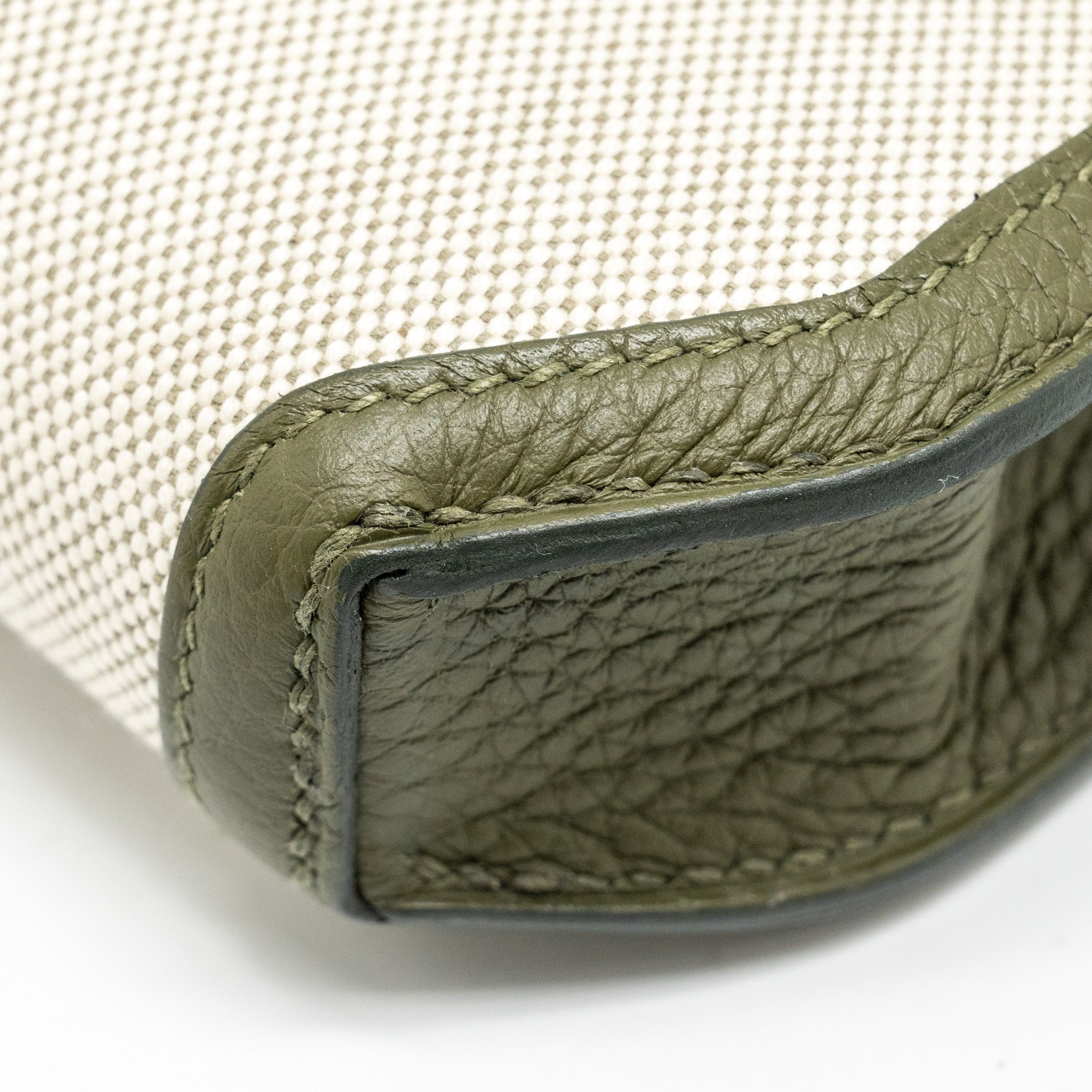 hermes-pochette-kelly-depeches-25-canvas-togo-ecru-beige-vert-olive-ghw-stamp-u