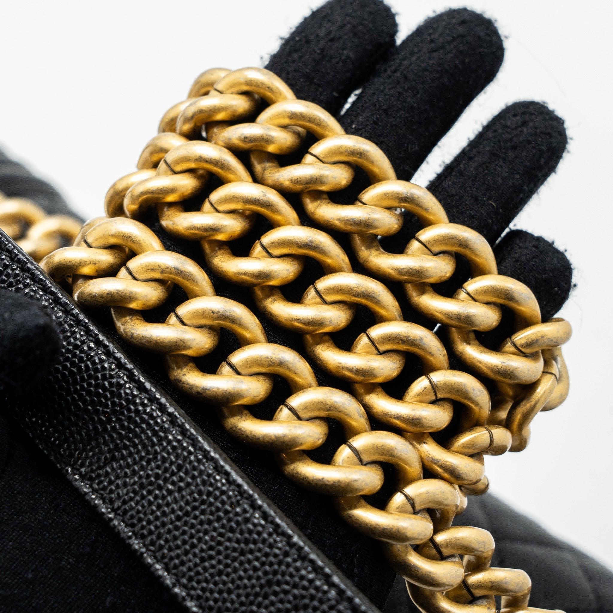 chanel-medium-classic-boy-bag-caviar-black-ghw