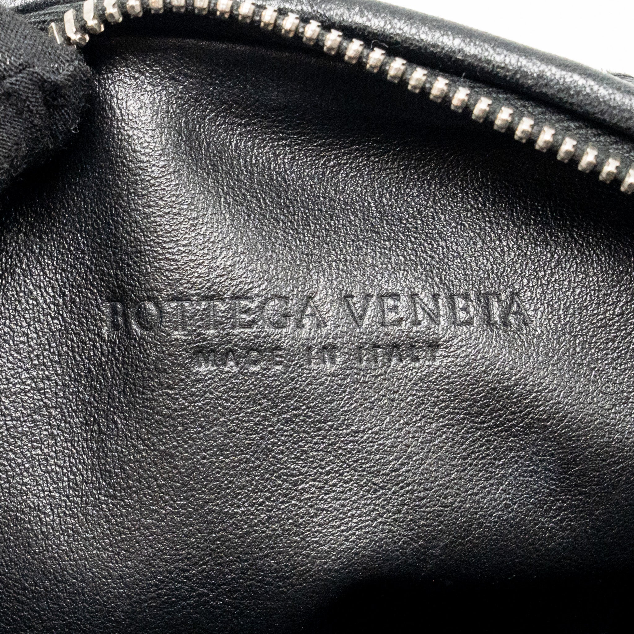 bottega-veneta-mini-jodie-lambskin-black-shw-2