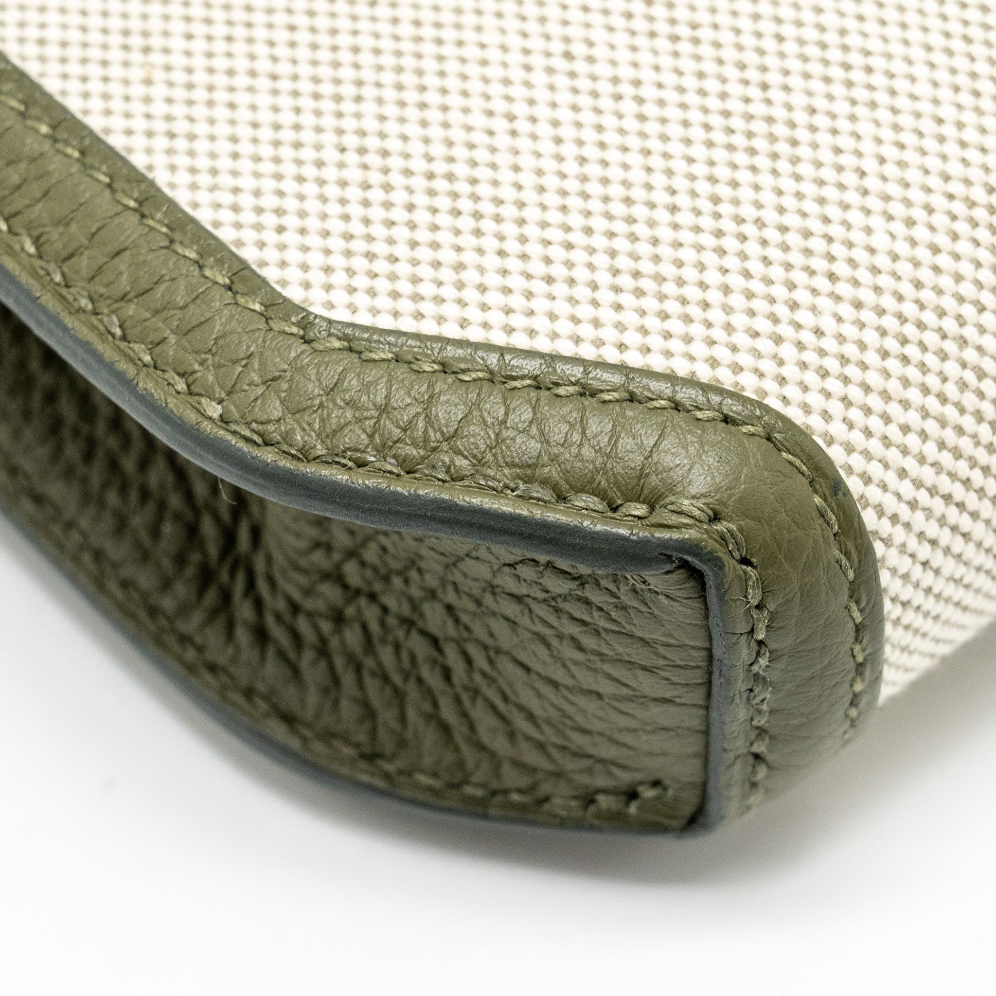 hermes-pochette-kelly-depeches-25-canvas-togo-ecru-beige-vert-olive-ghw-stamp-u