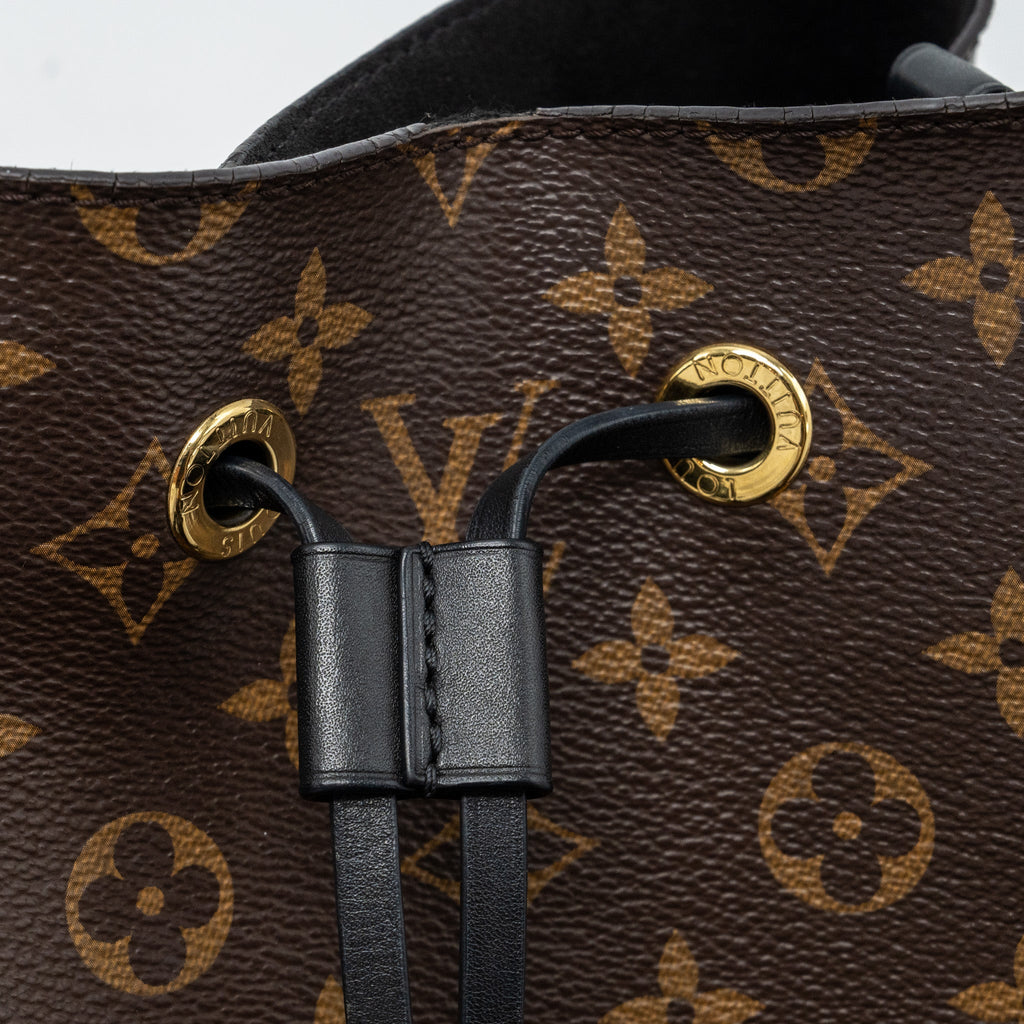 louis-vuitton-neonoe-mm-monogram-canvas-black-ghw