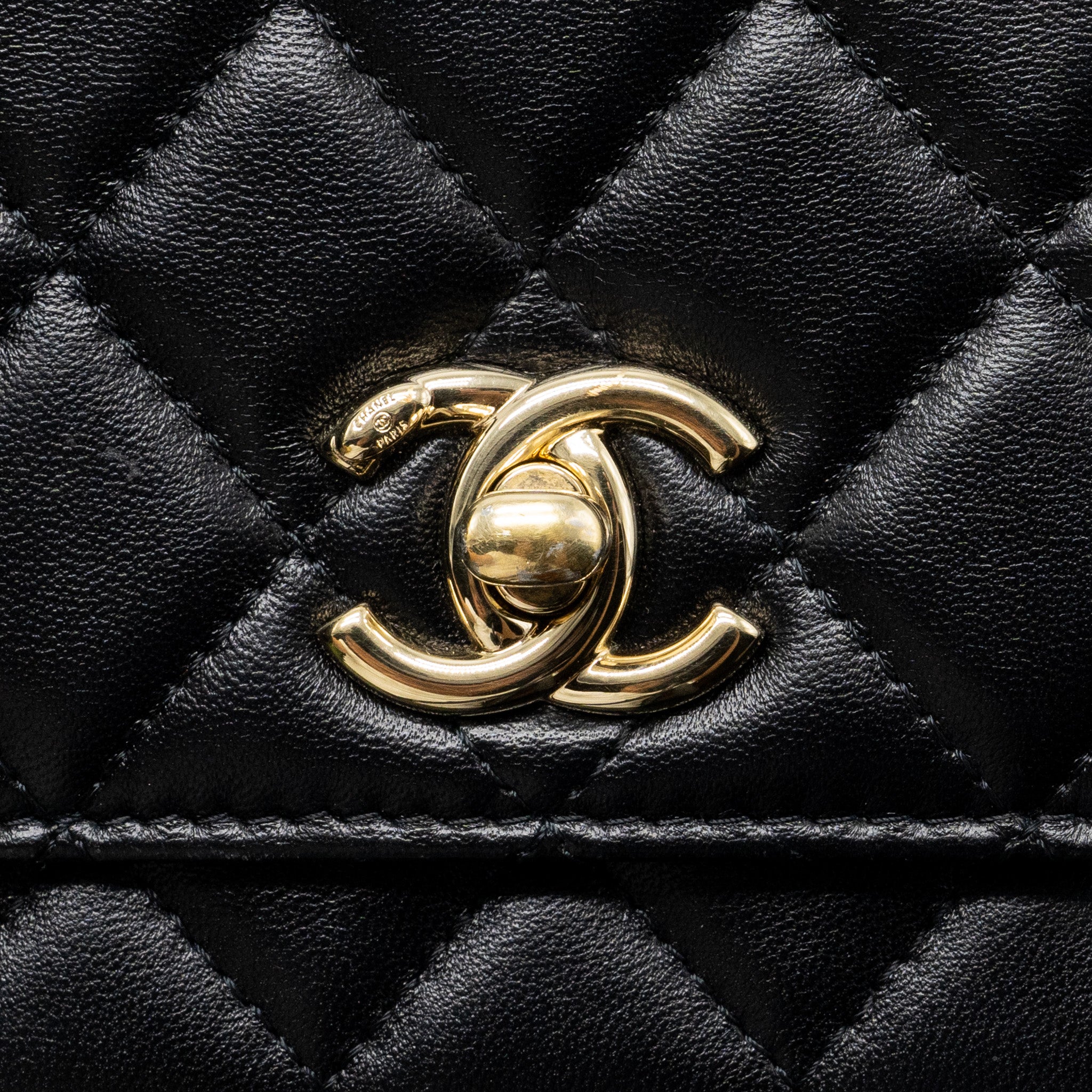 chanel-mini-trendy-cc-wallet-on-chain-lambskin-black-lghw