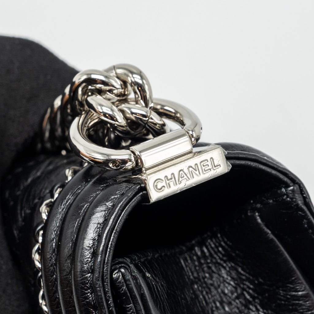 chanel-medium-chevron-boy-bag-limited-edition-calfskin-black-shw