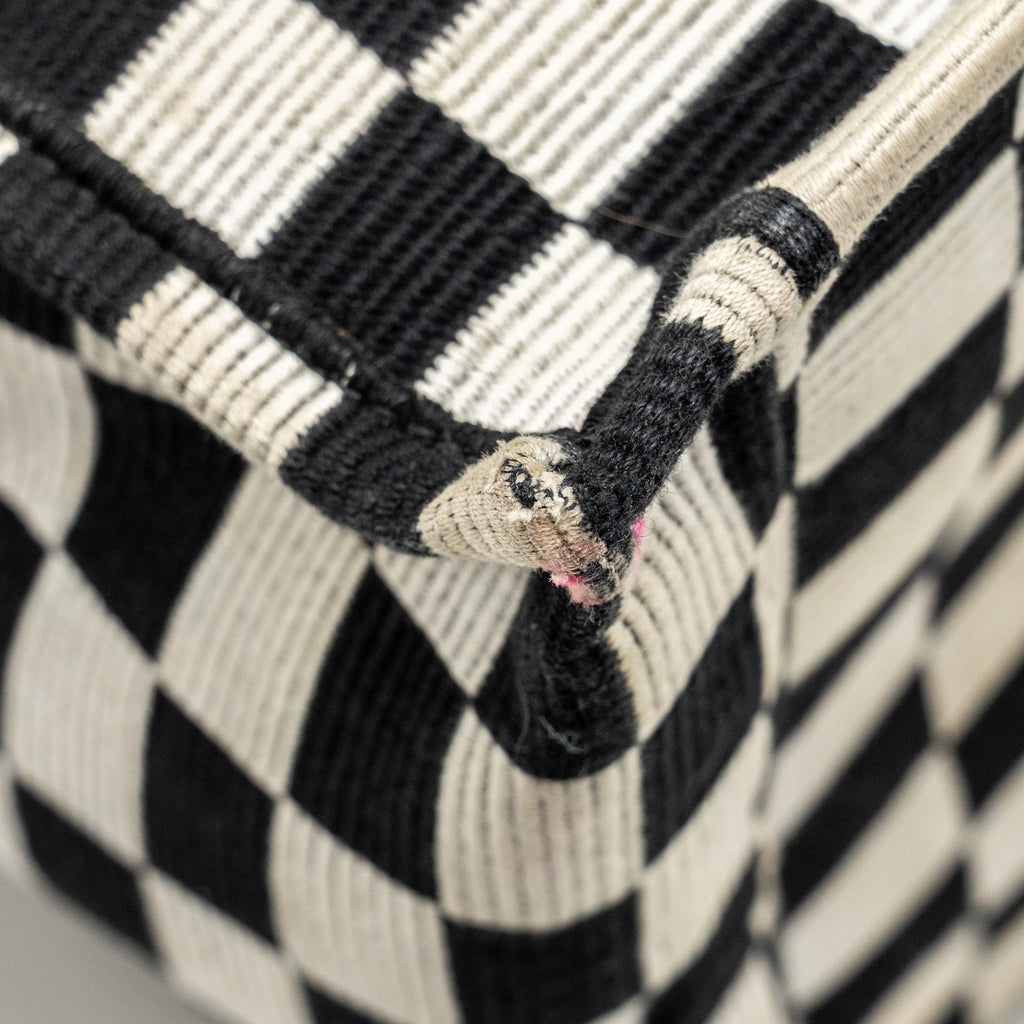 dior-large-book-tote-embroidered-canvas-black-white