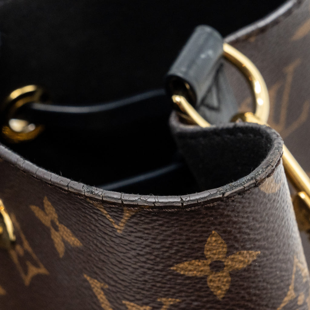 louis-vuitton-neonoe-mm-monogram-canvas-black-ghw