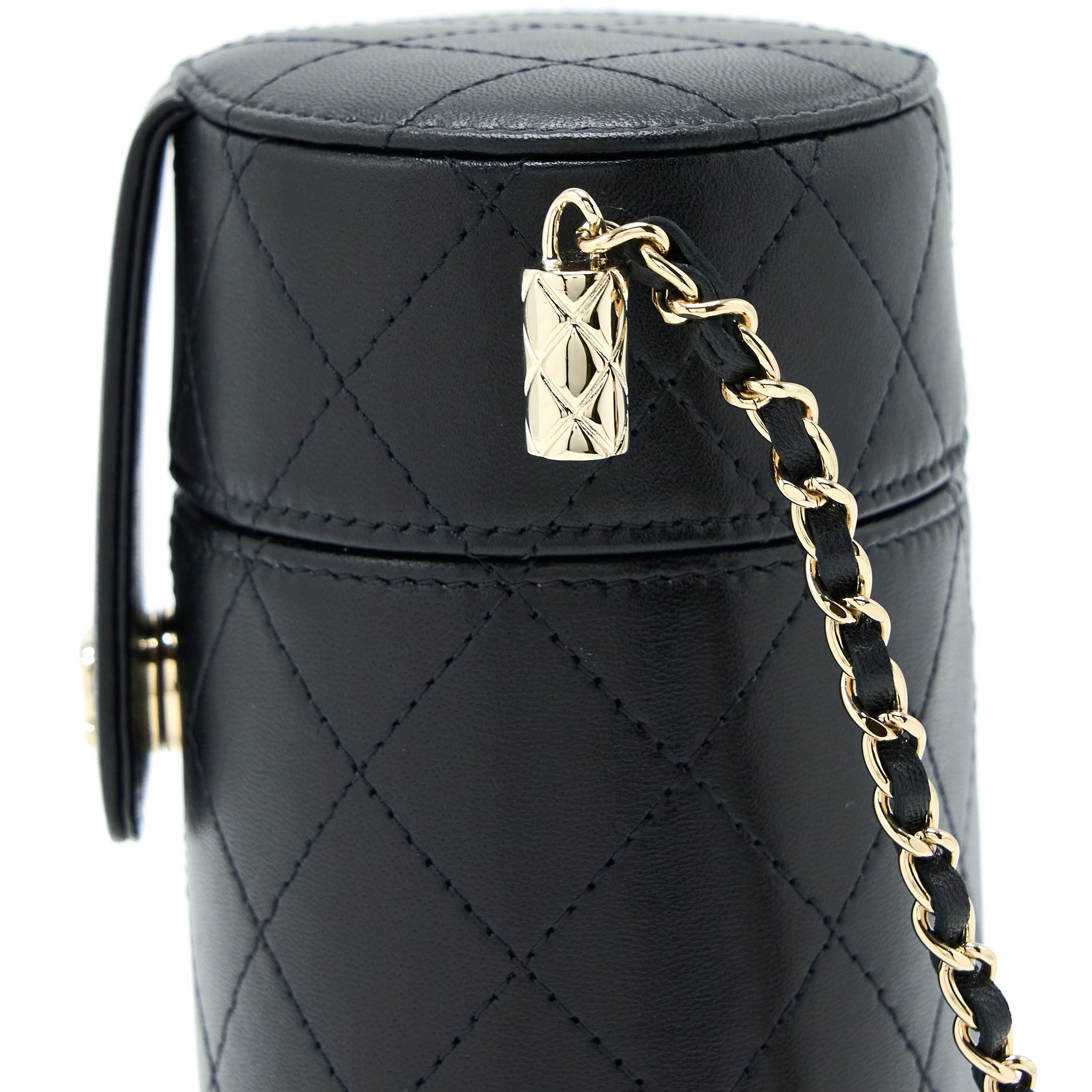 chanel-round-vanity-case-with-chain-lambskin-black-lghw