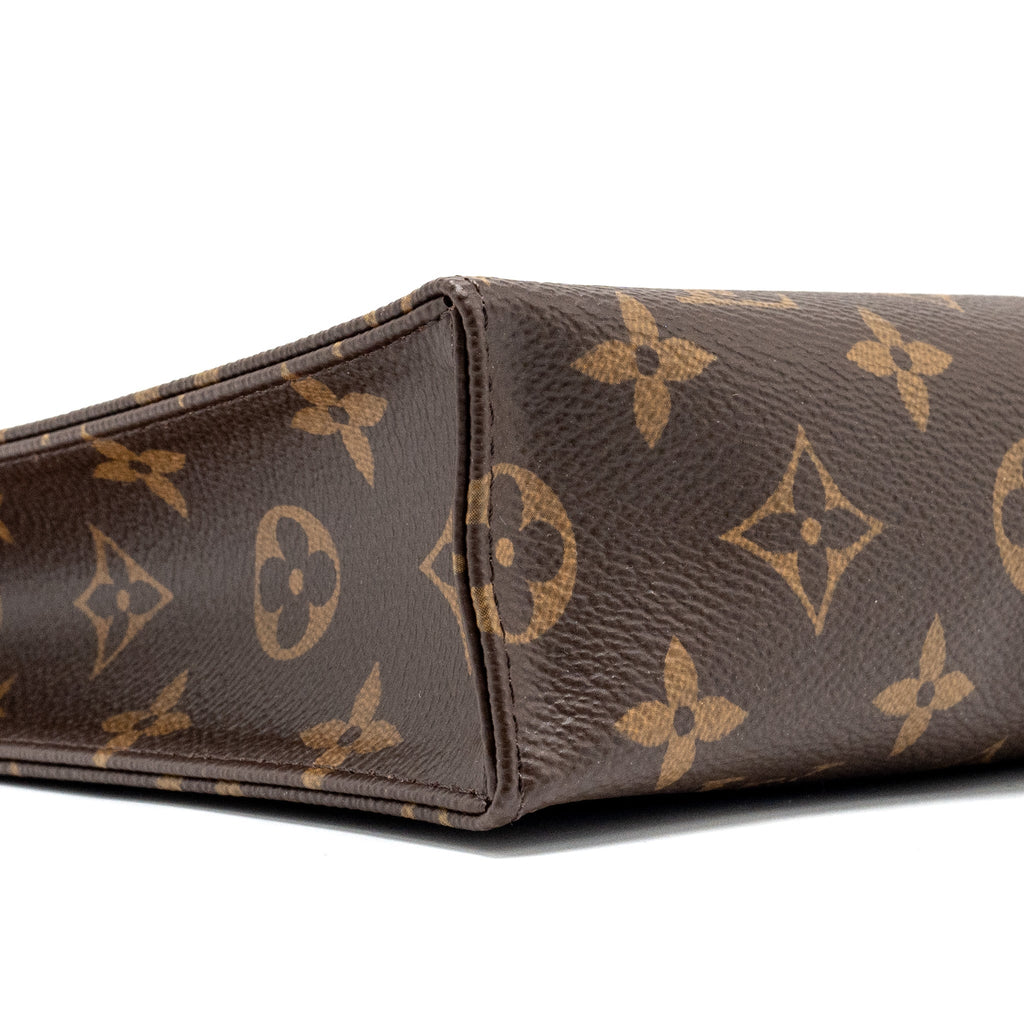 louis-vuitton-toiletry-pochette-26-monogram-canvas-ghw-12