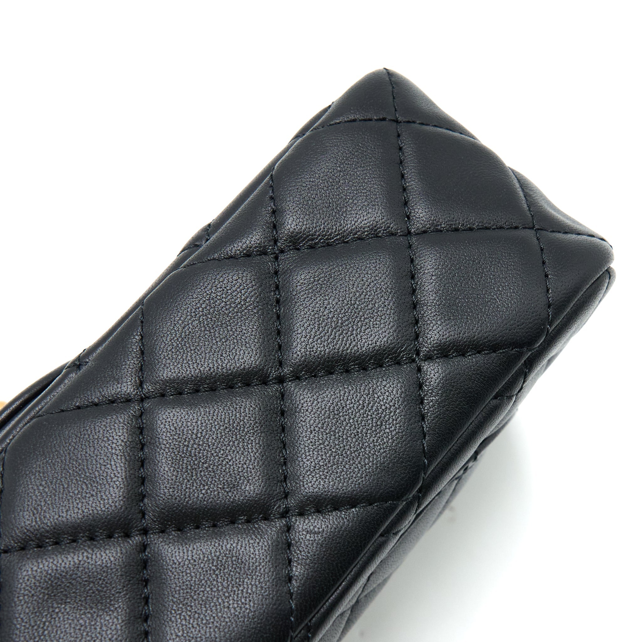 chanel-pearl-crush-mini-rectangular-lambskin-black-brushed-ghw-microchip