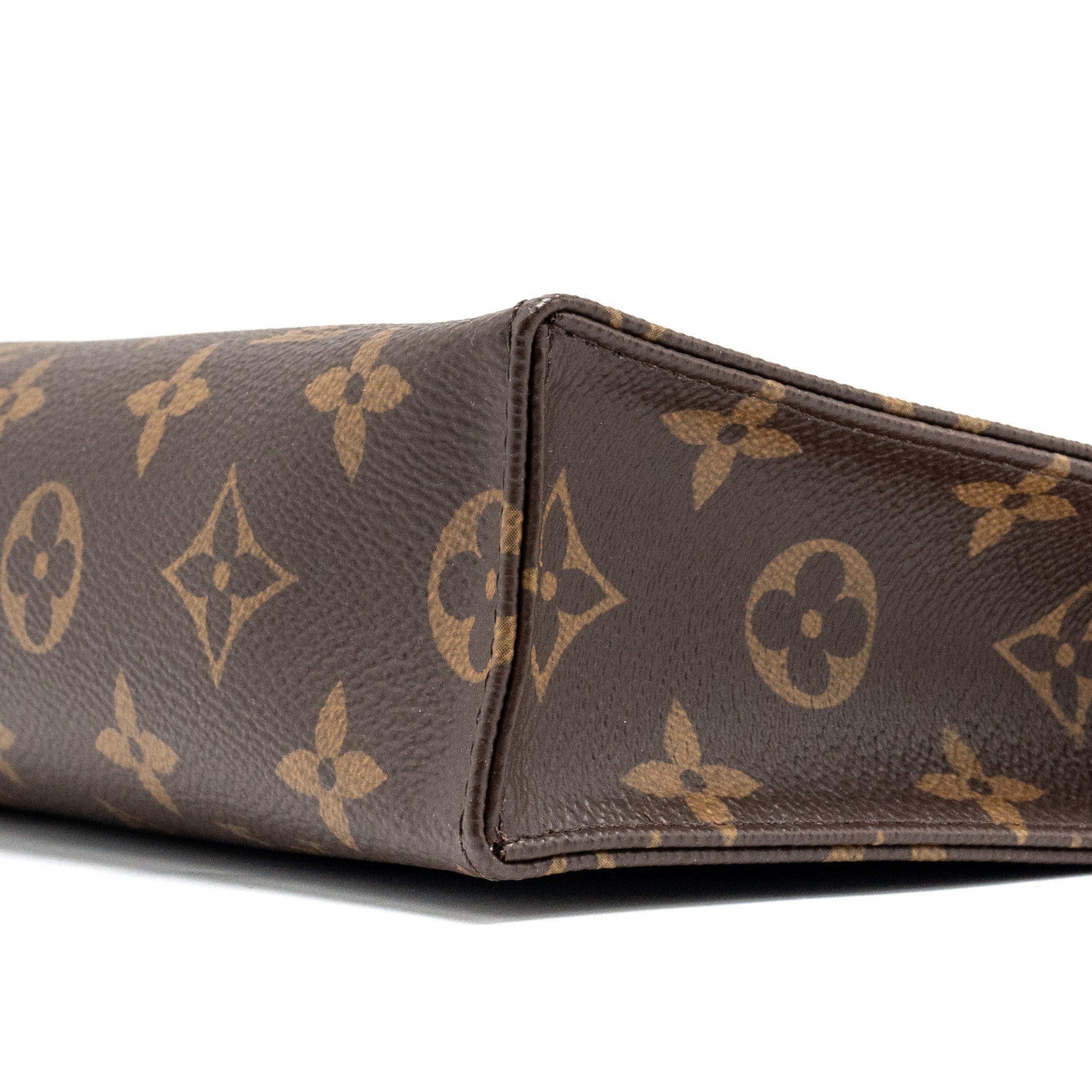 louis-vuitton-toiletry-pochette-26-monogram-canvas-ghw-12