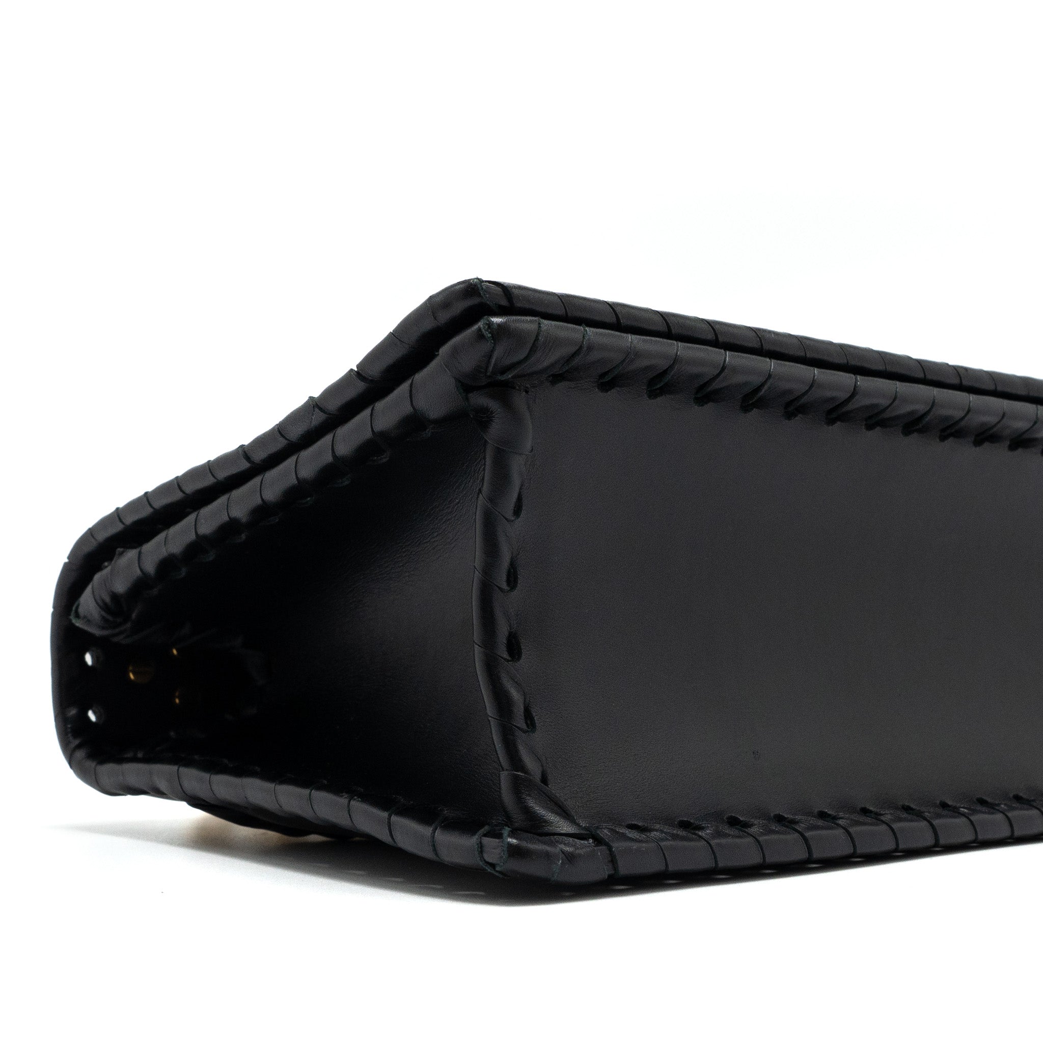 dior-30-montaigne-flap-bag-black-ghw