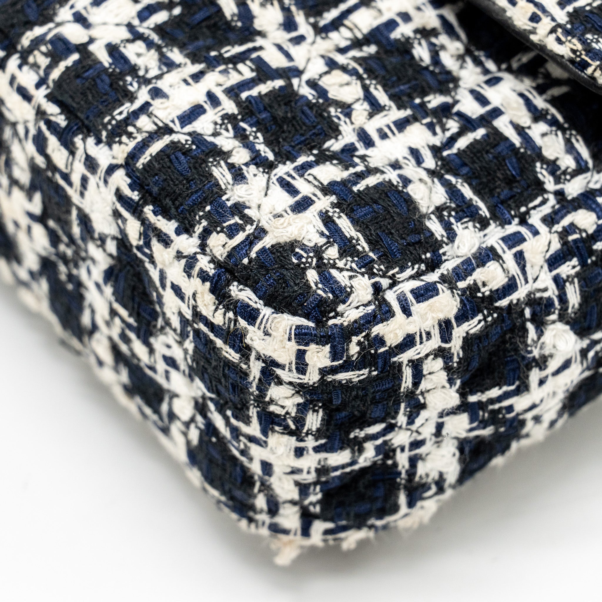 chanel-mini-flap-bag-with-detailed-chain-tweed-black-white-lghw-microchip