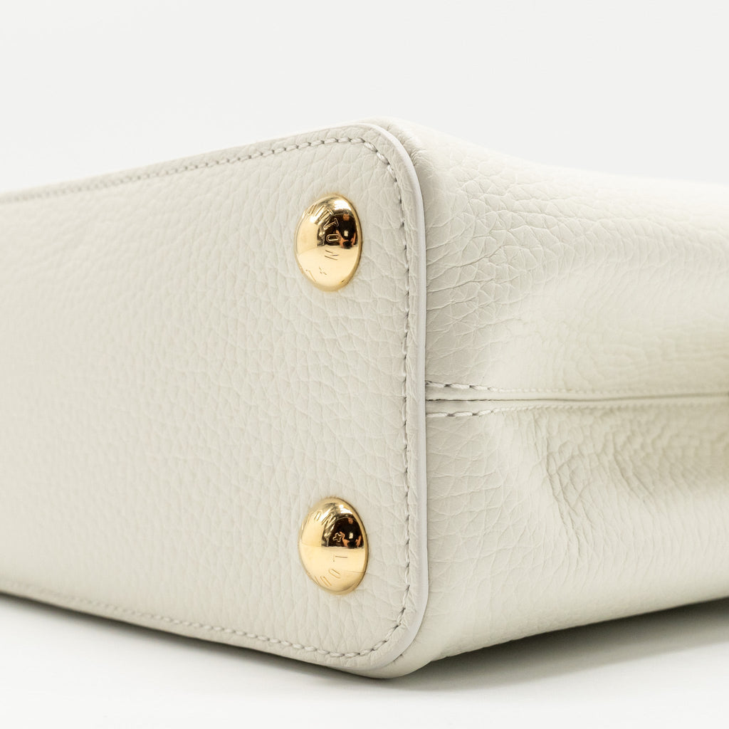 louis-vuitton-capucines-bb-taurillon-by-the-pool-snow-white-provence-blue-ghw