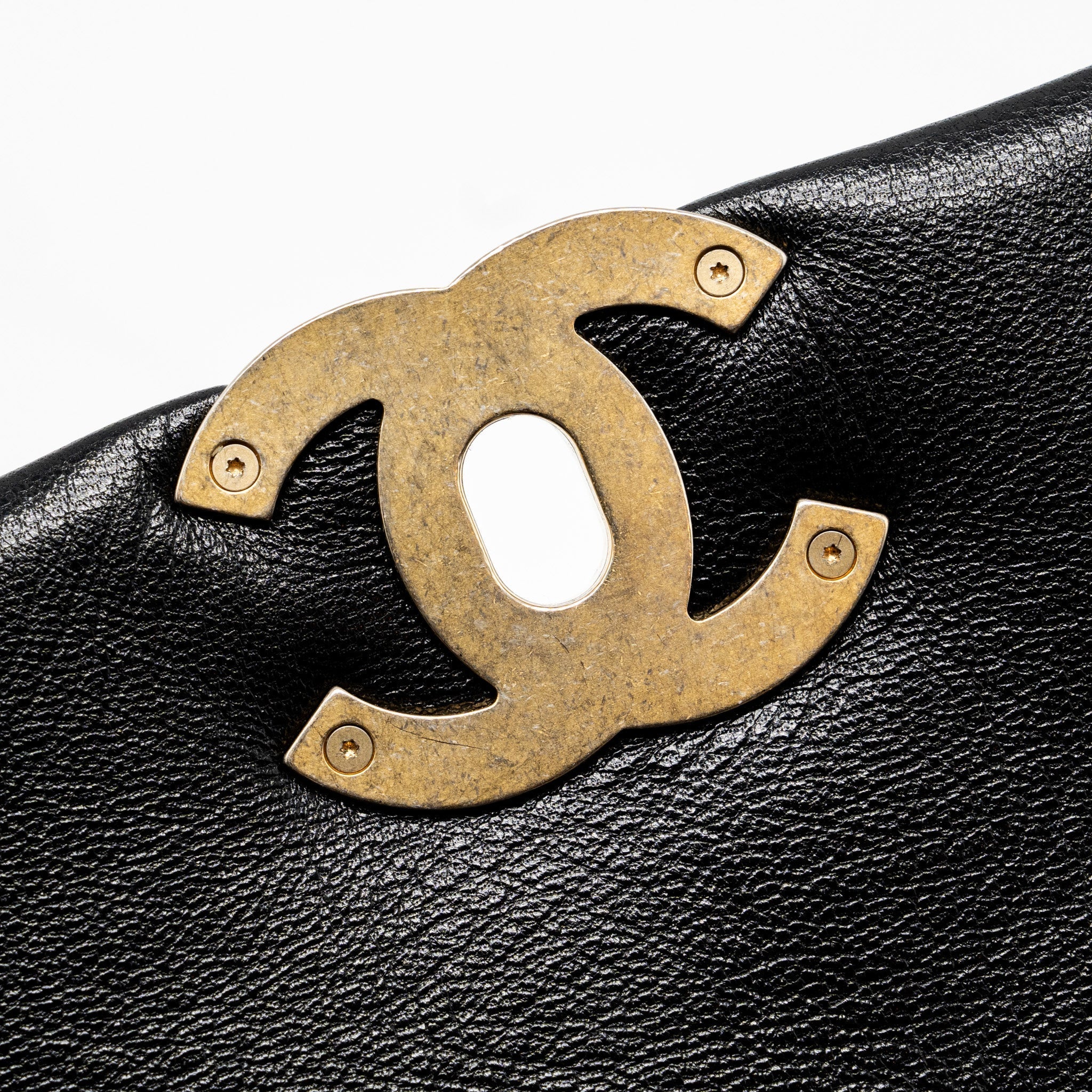 chanel-medium-19-bag-goatskin-black-multicolour-hardaware