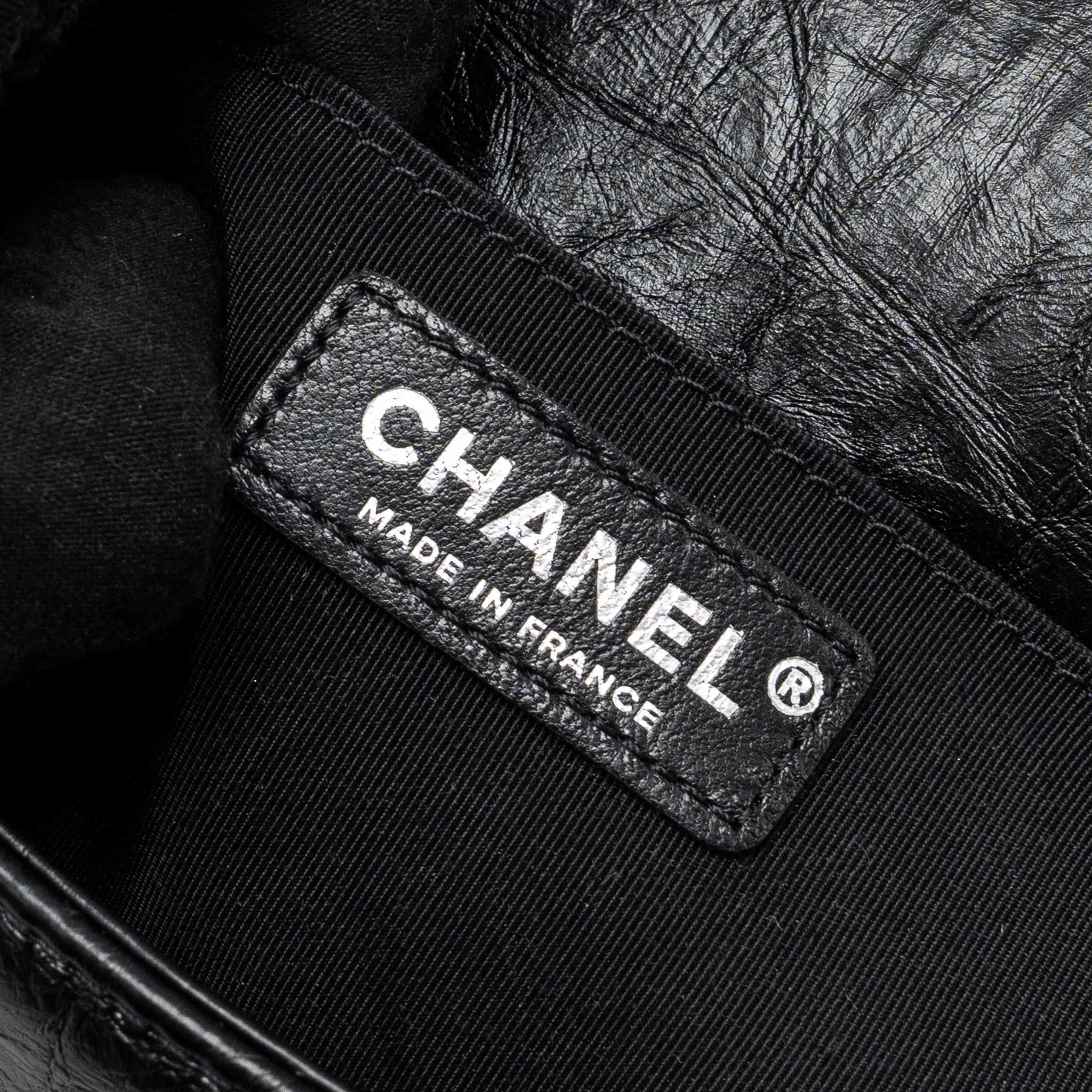chanel-medium-chevron-boy-bag-limited-edition-calfskin-black-shw