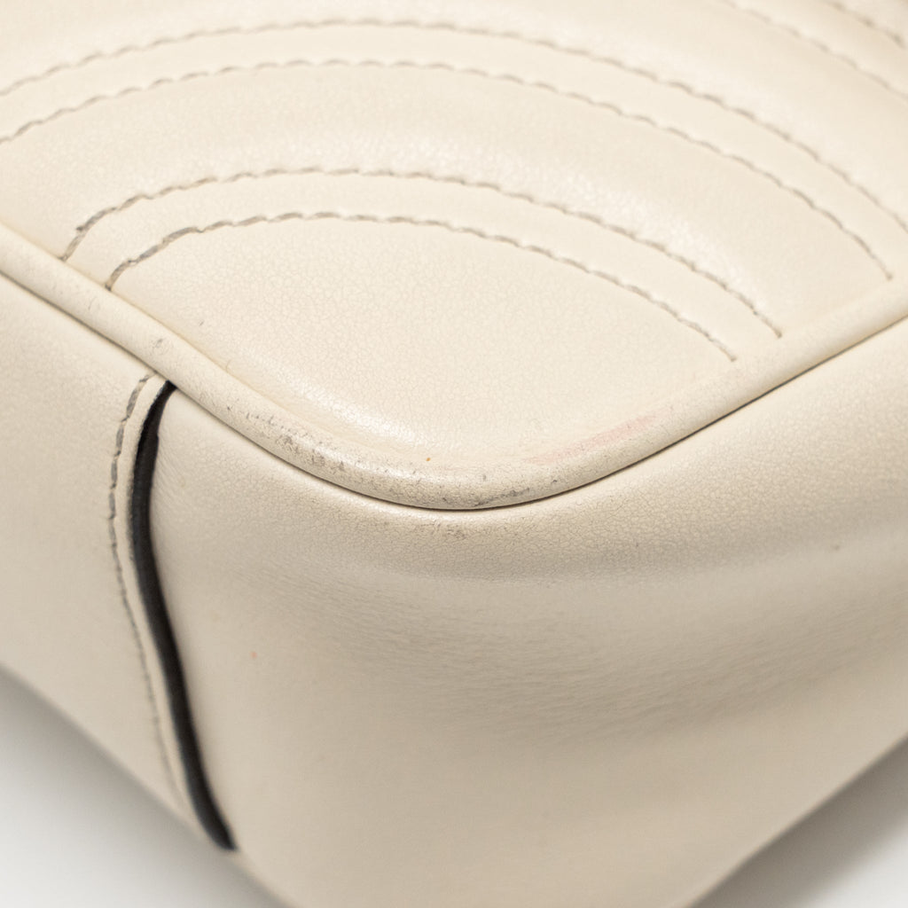 gucci-mini-marmont-bag-calfskin-white-ghw