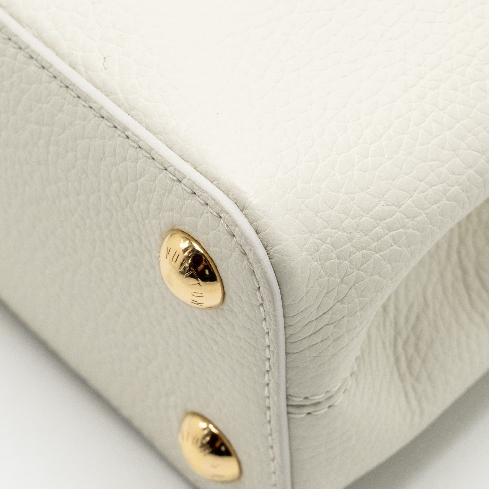 louis-vuitton-capucines-bb-taurillon-by-the-pool-snow-white-provence-blue-ghw