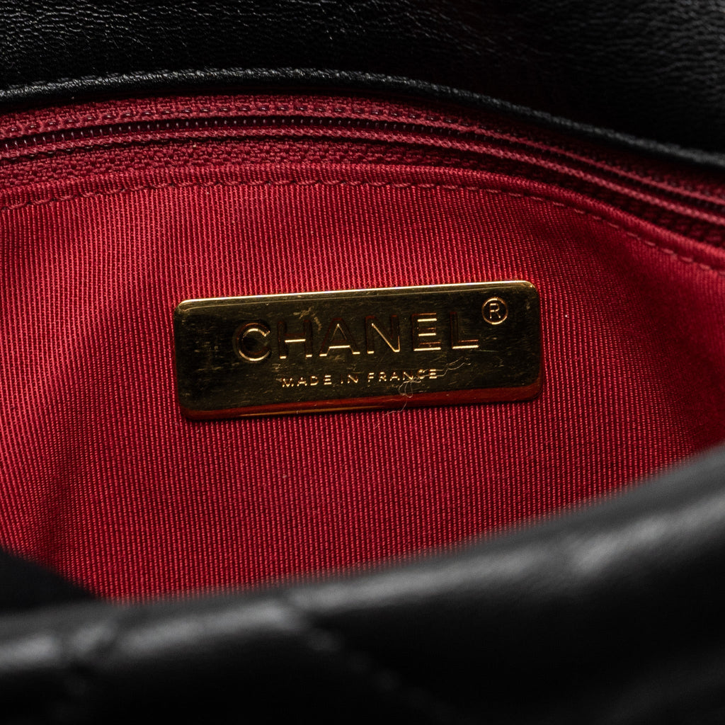 chanel-medium-19-bag-goatskin-black-multicolour-hardaware