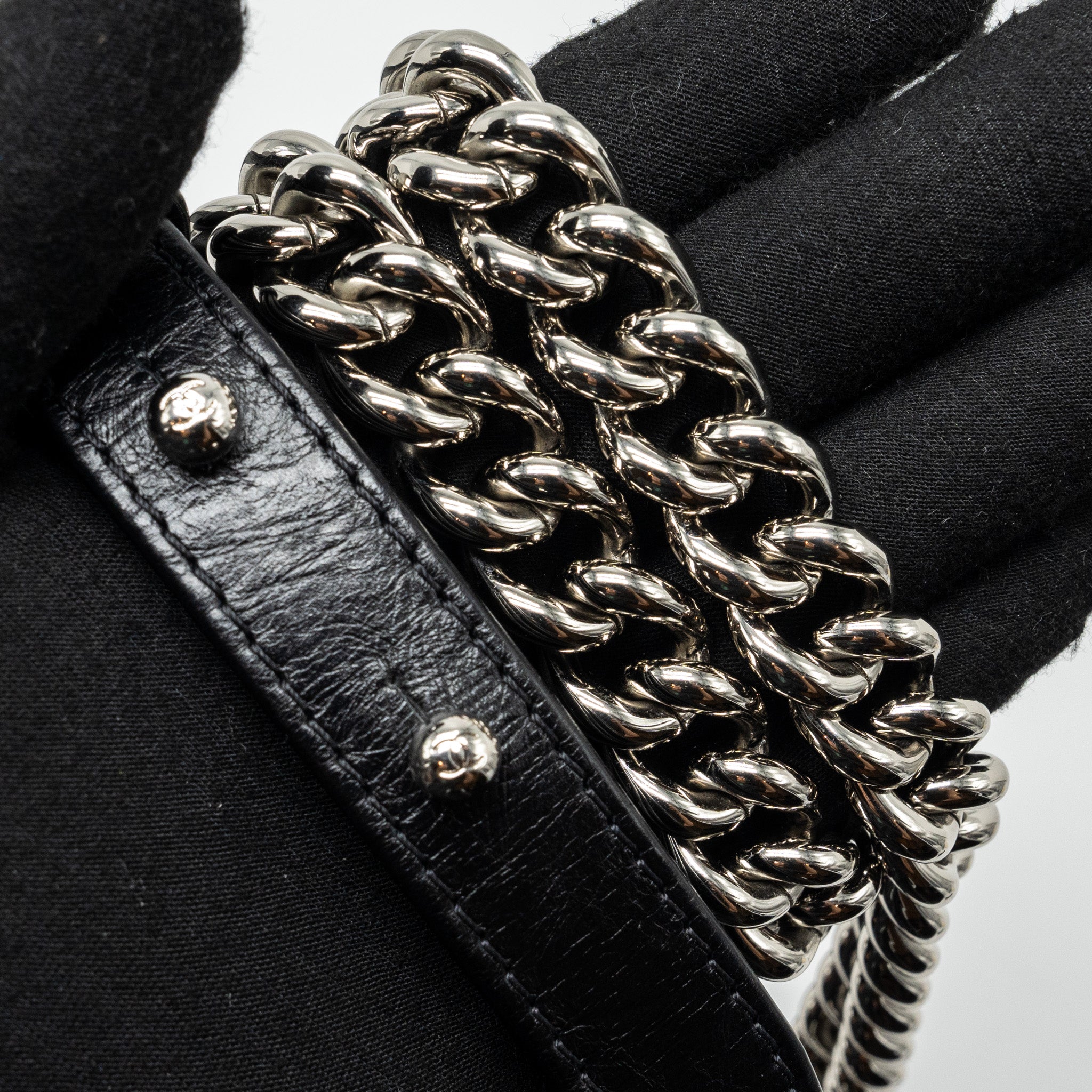 chanel-medium-chevron-boy-bag-limited-edition-calfskin-black-shw