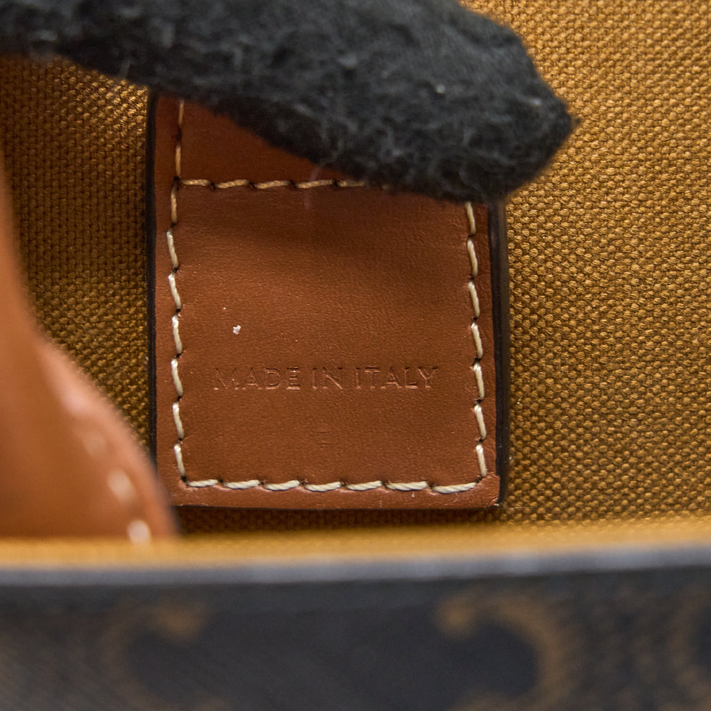 celine-mini-vertical-cabas-triomphe-canvas-ghw