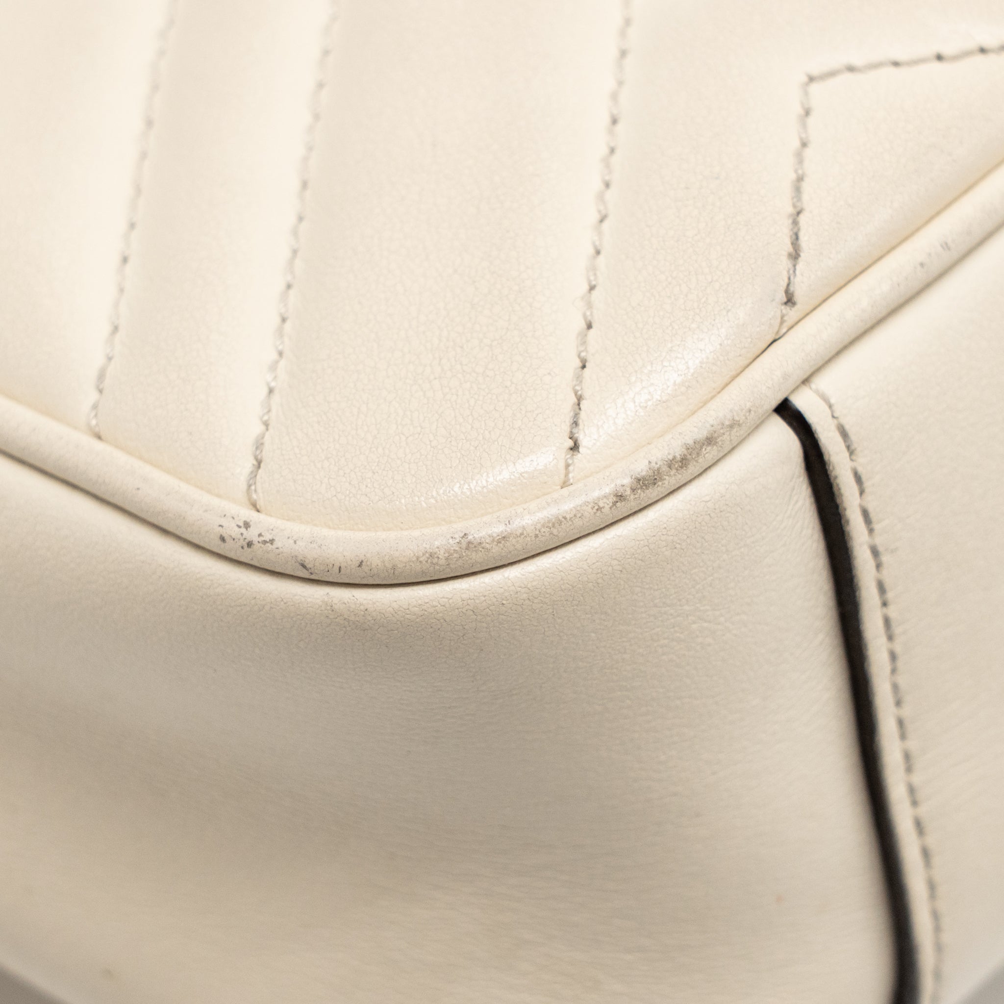 gucci-mini-marmont-bag-calfskin-white-ghw