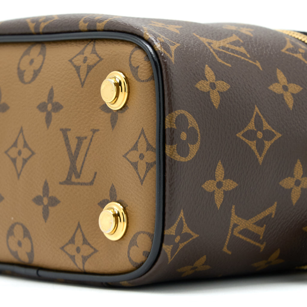 louis-vuitton-vanity-pm-monogram-canvas-ghw-1