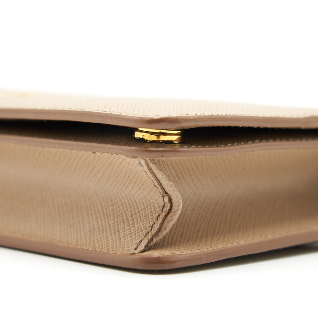 prada-giada-saffiano-leather-wallet-on-chain-beige