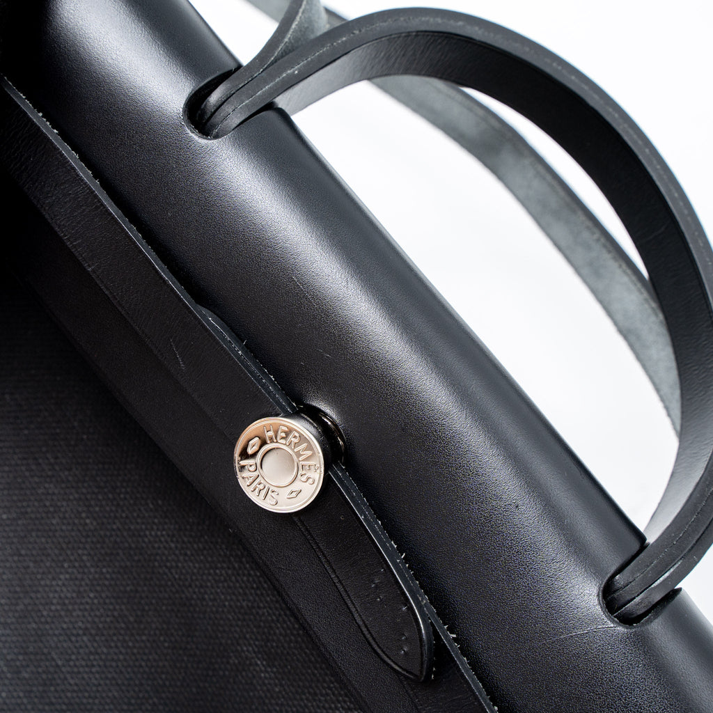 hermes-herbag-31-berline-canvas-vache-hunter-black-shw-stamp-c