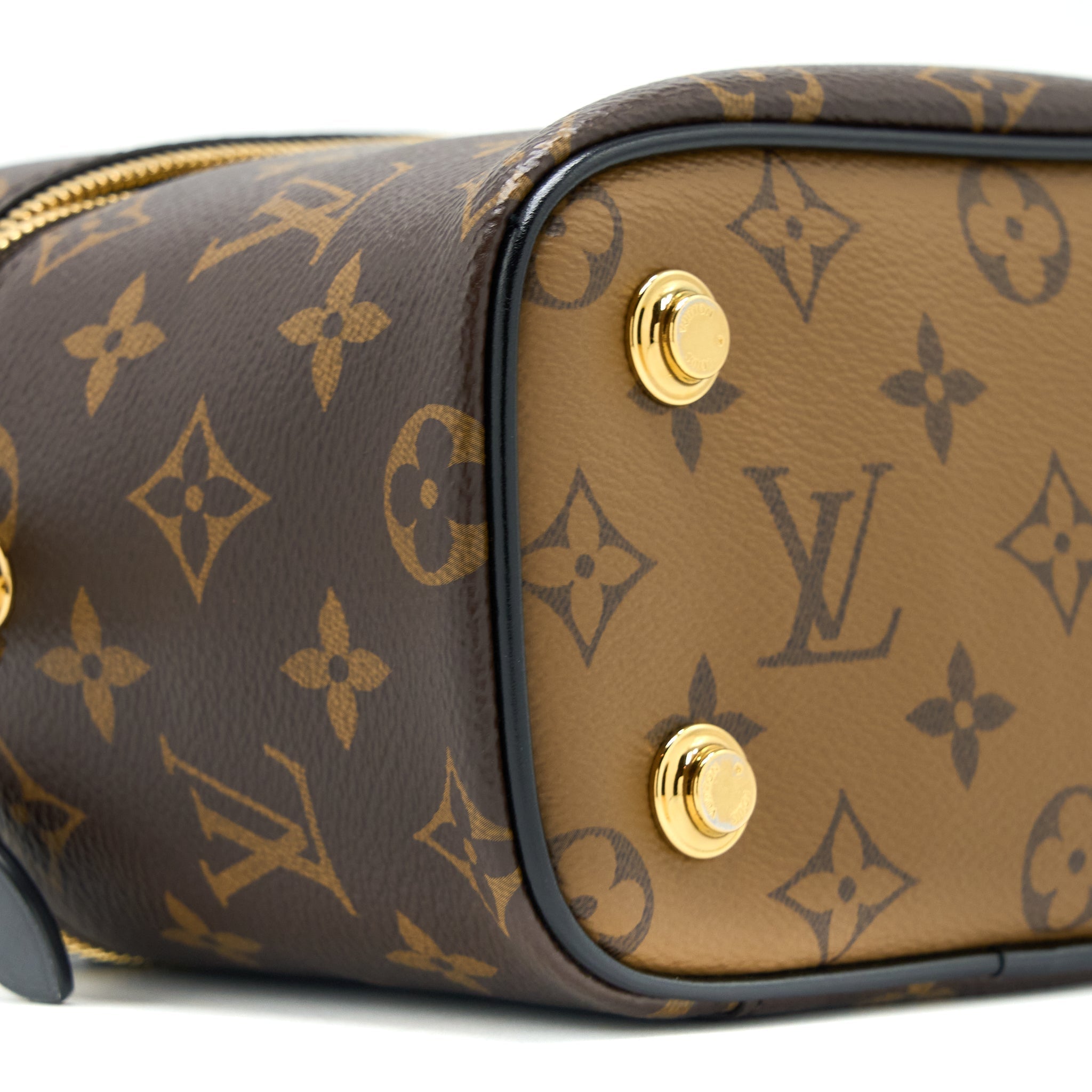 louis-vuitton-vanity-pm-monogram-canvas-ghw-1