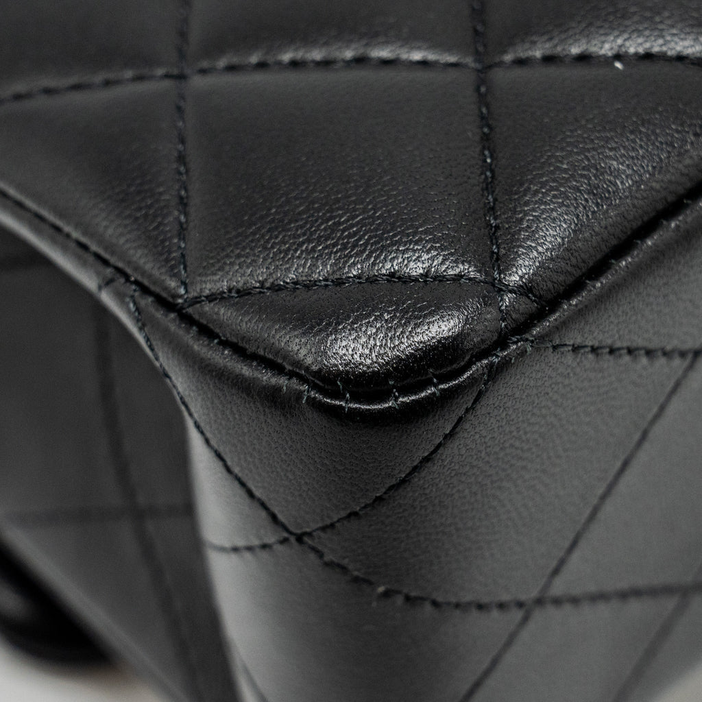 chanel-medium-classic-double-flap-bag-lambskin-black-ghw-8