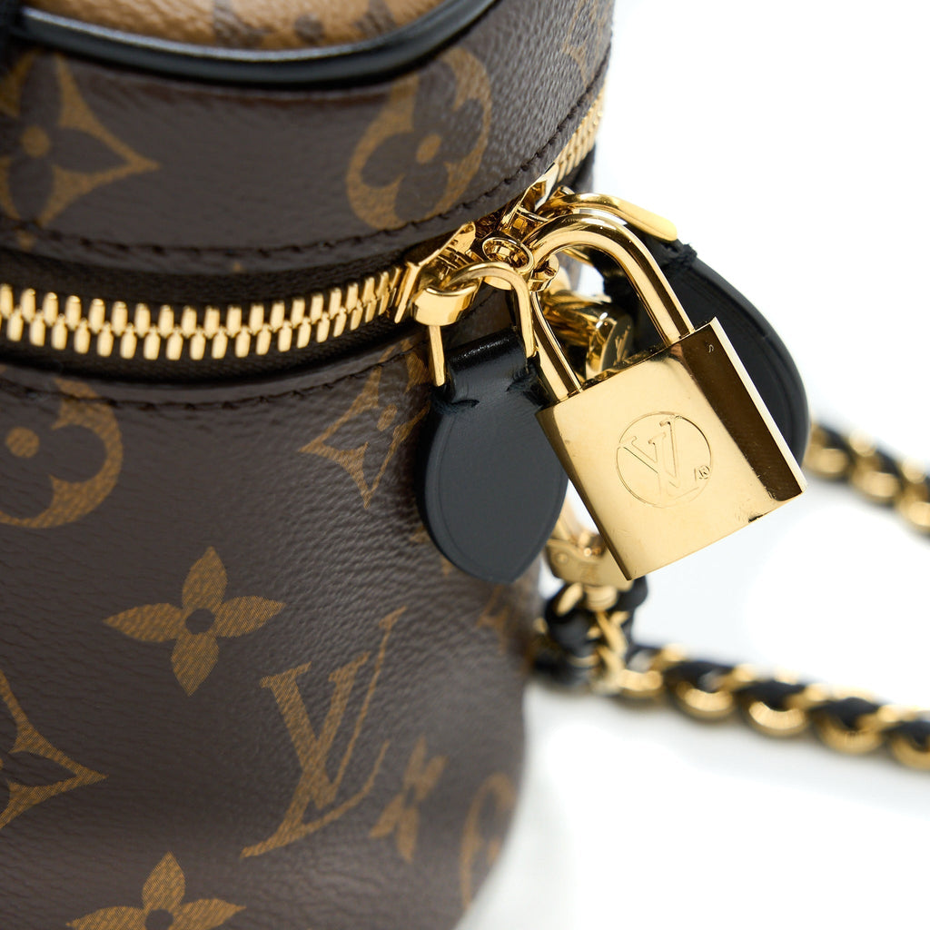 louis-vuitton-vanity-pm-monogram-canvas-ghw-1