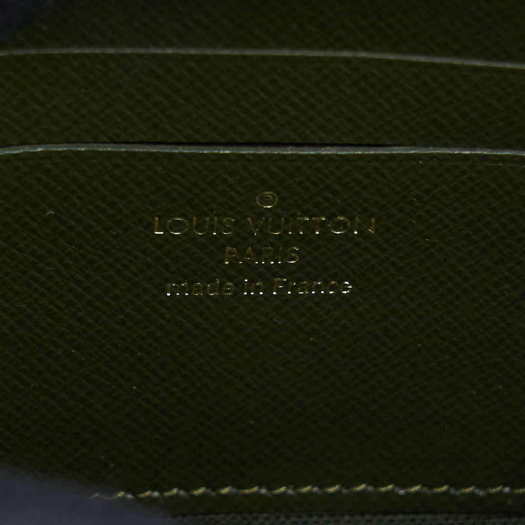 louis-vuitton-felicie-strap-go-monogram-cvanvas-ghw
